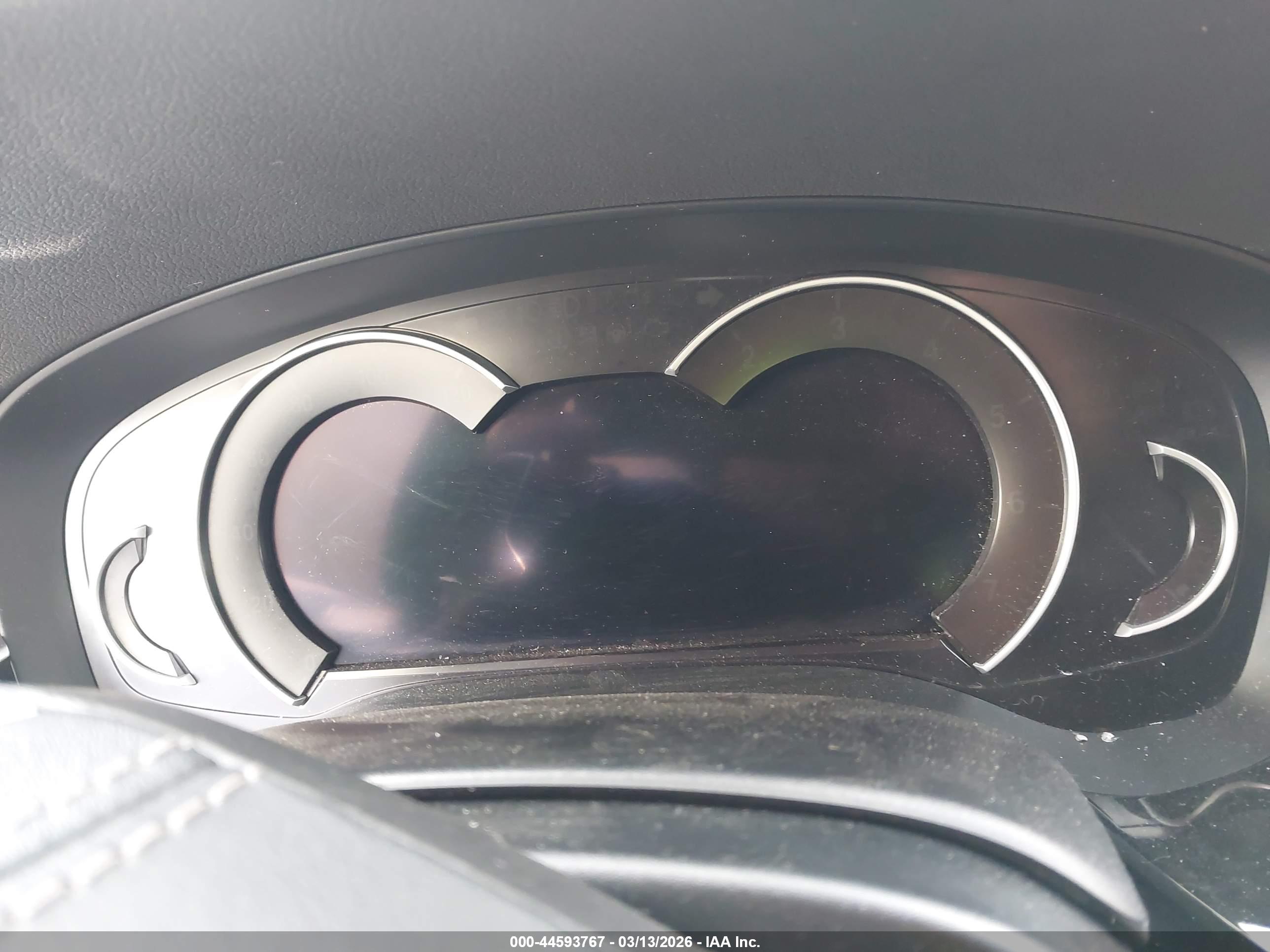 BMW 530I image 7