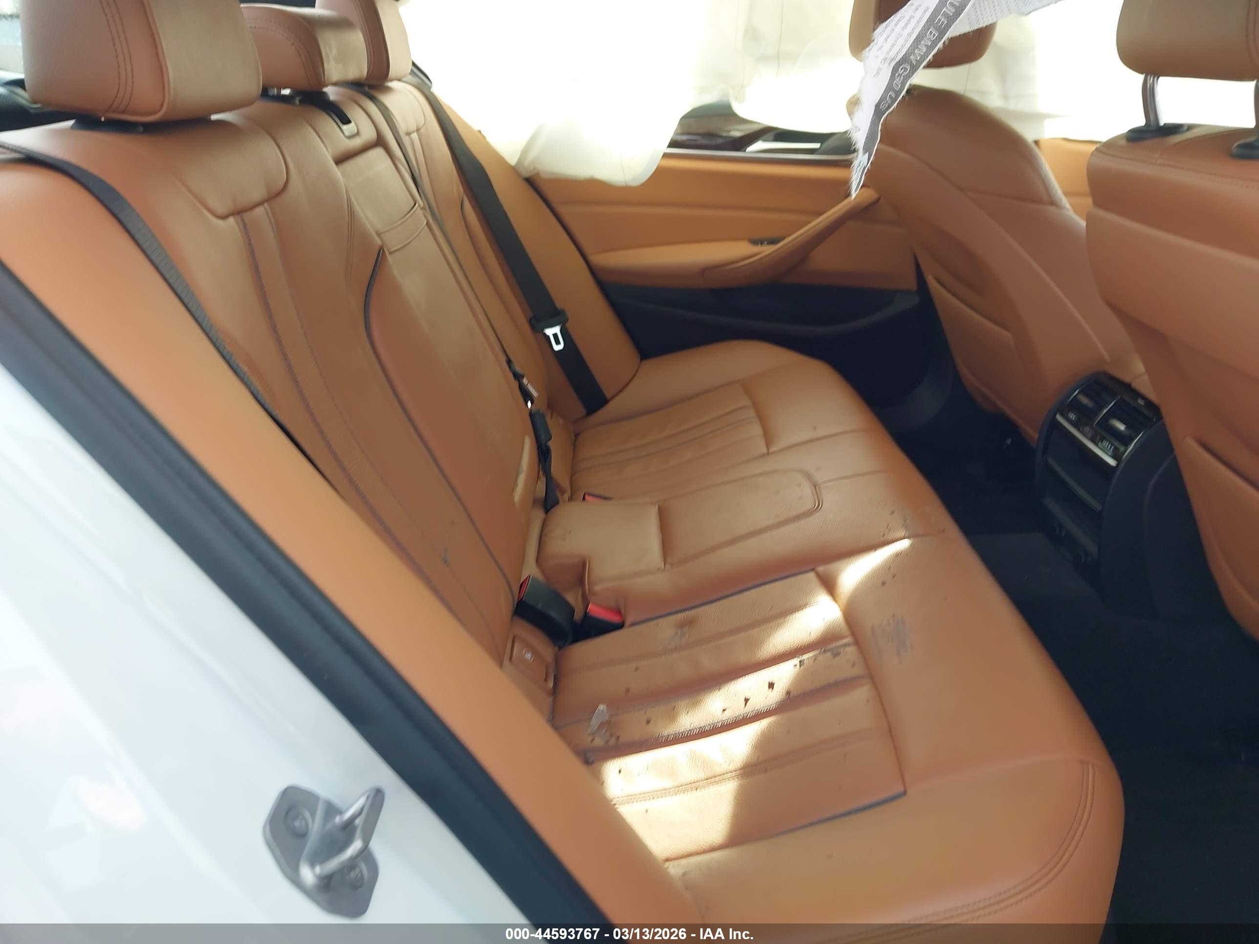 BMW 530I image 8