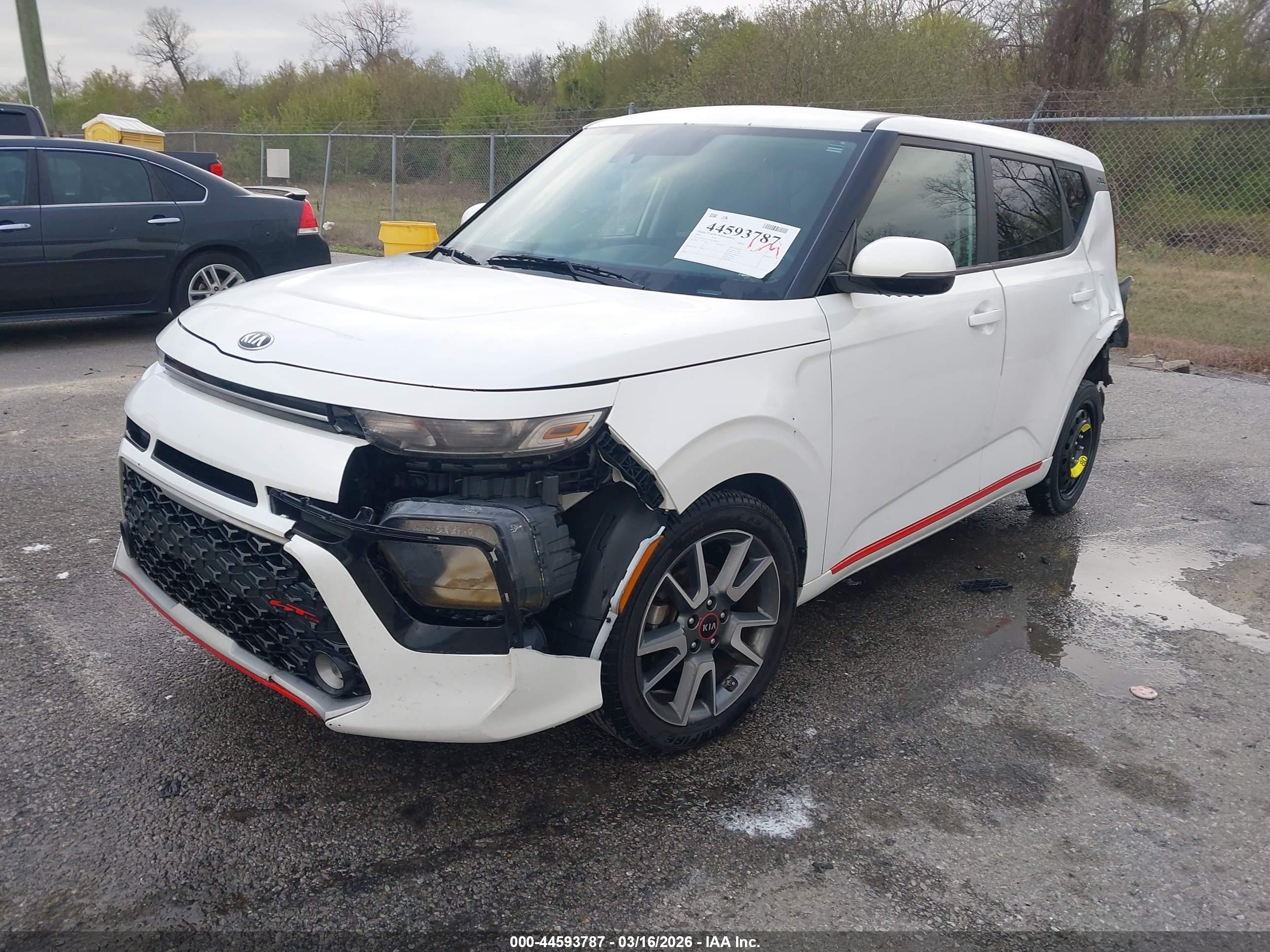 KIA SOUL image 2