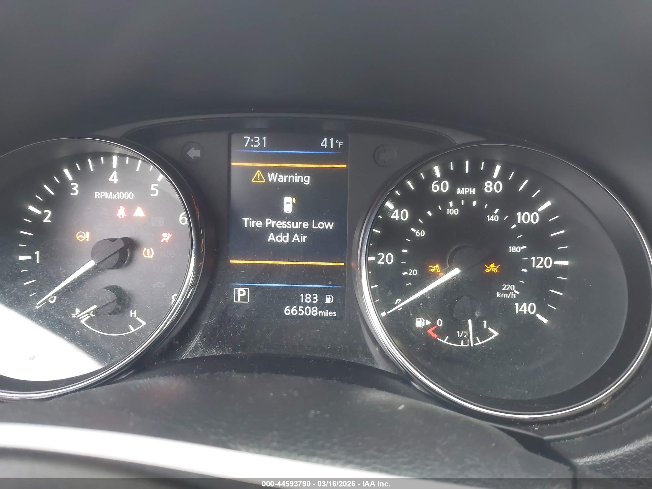 NISSAN ROGUE image 7