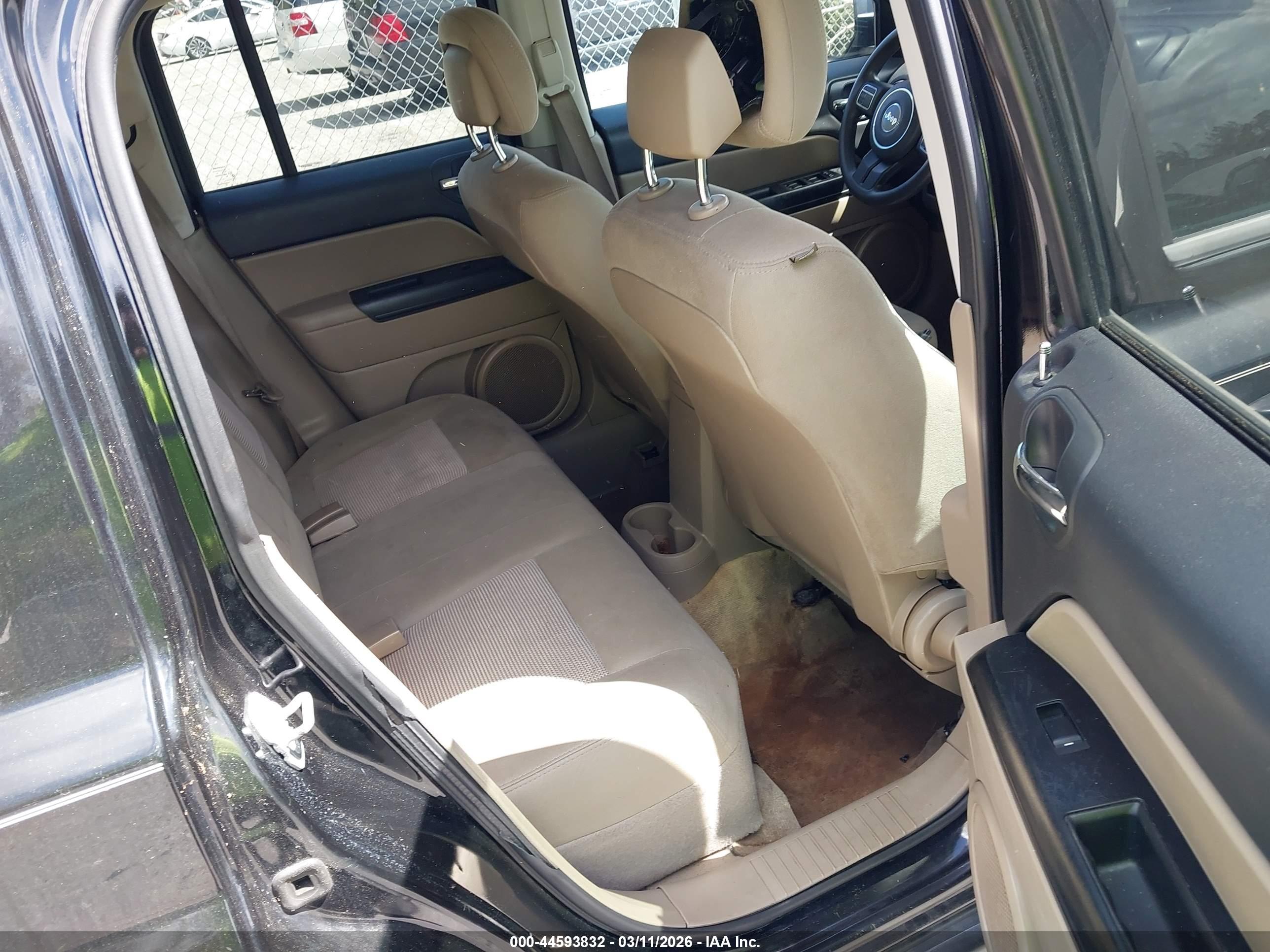 JEEP PATRIOT image 8