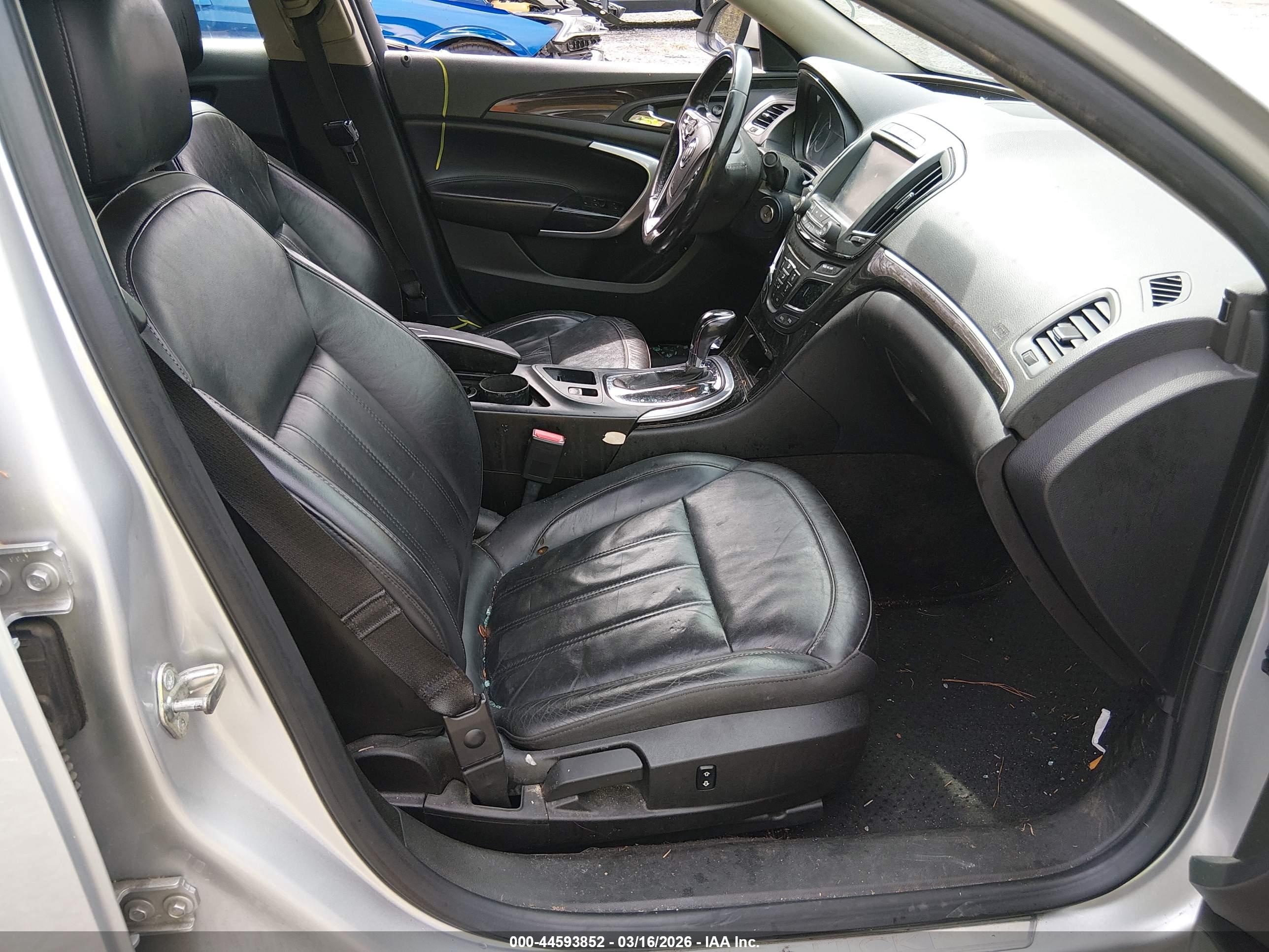 BUICK REGAL image 5
