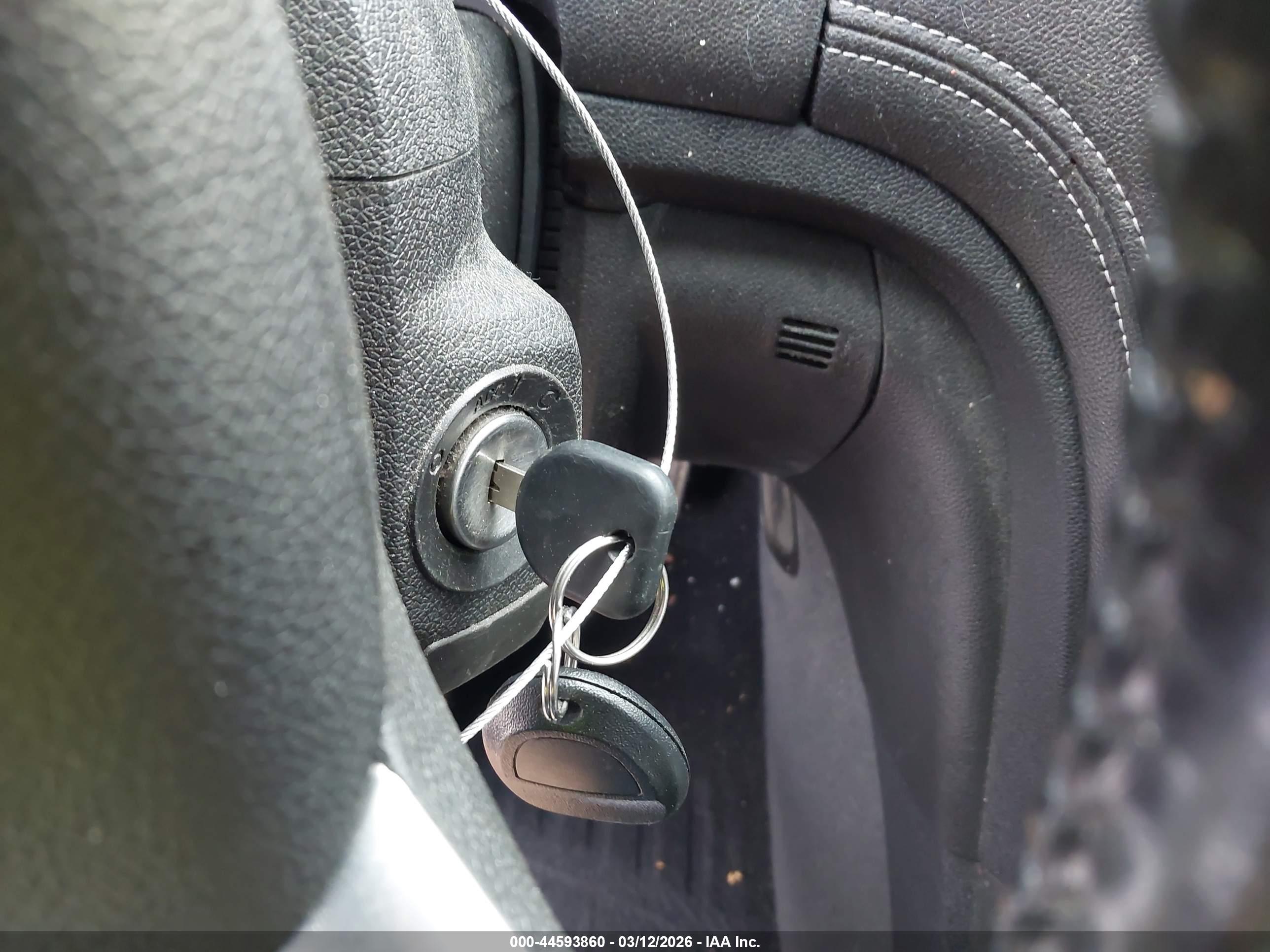CHEVROLET TRAVERSE image 11