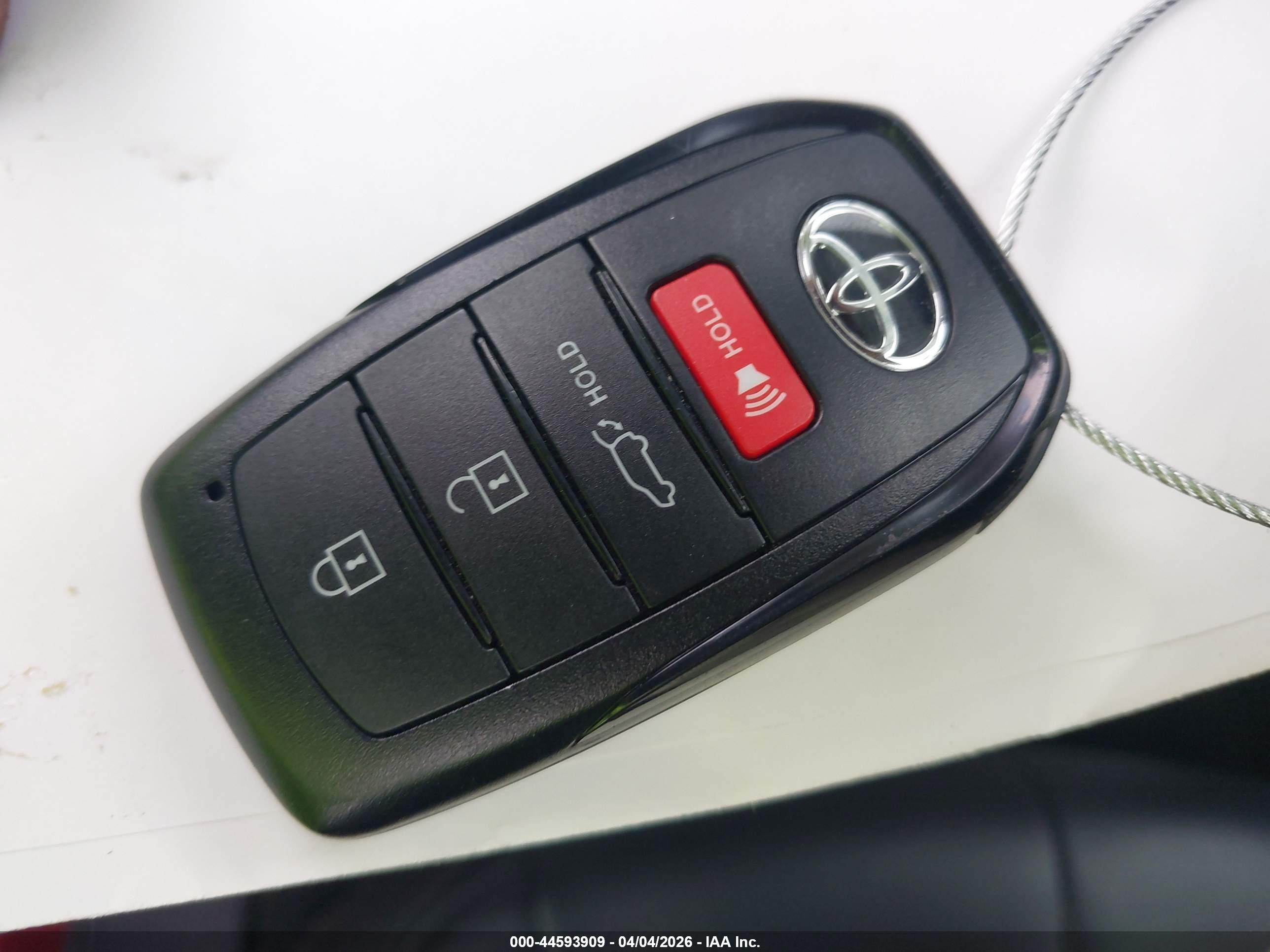 TOYOTA HIGHLANDER image 11