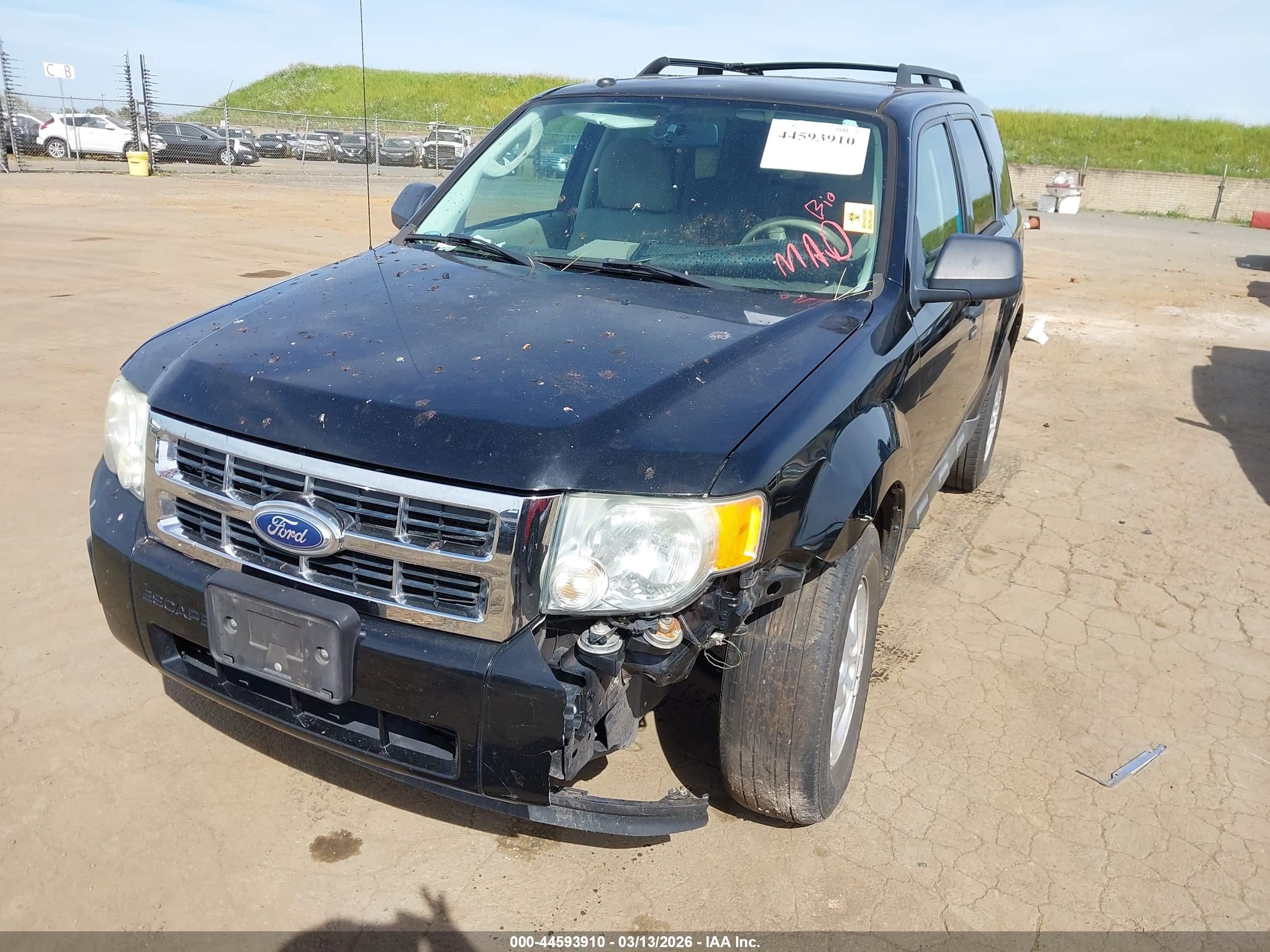 FORD ESCAPE image 2