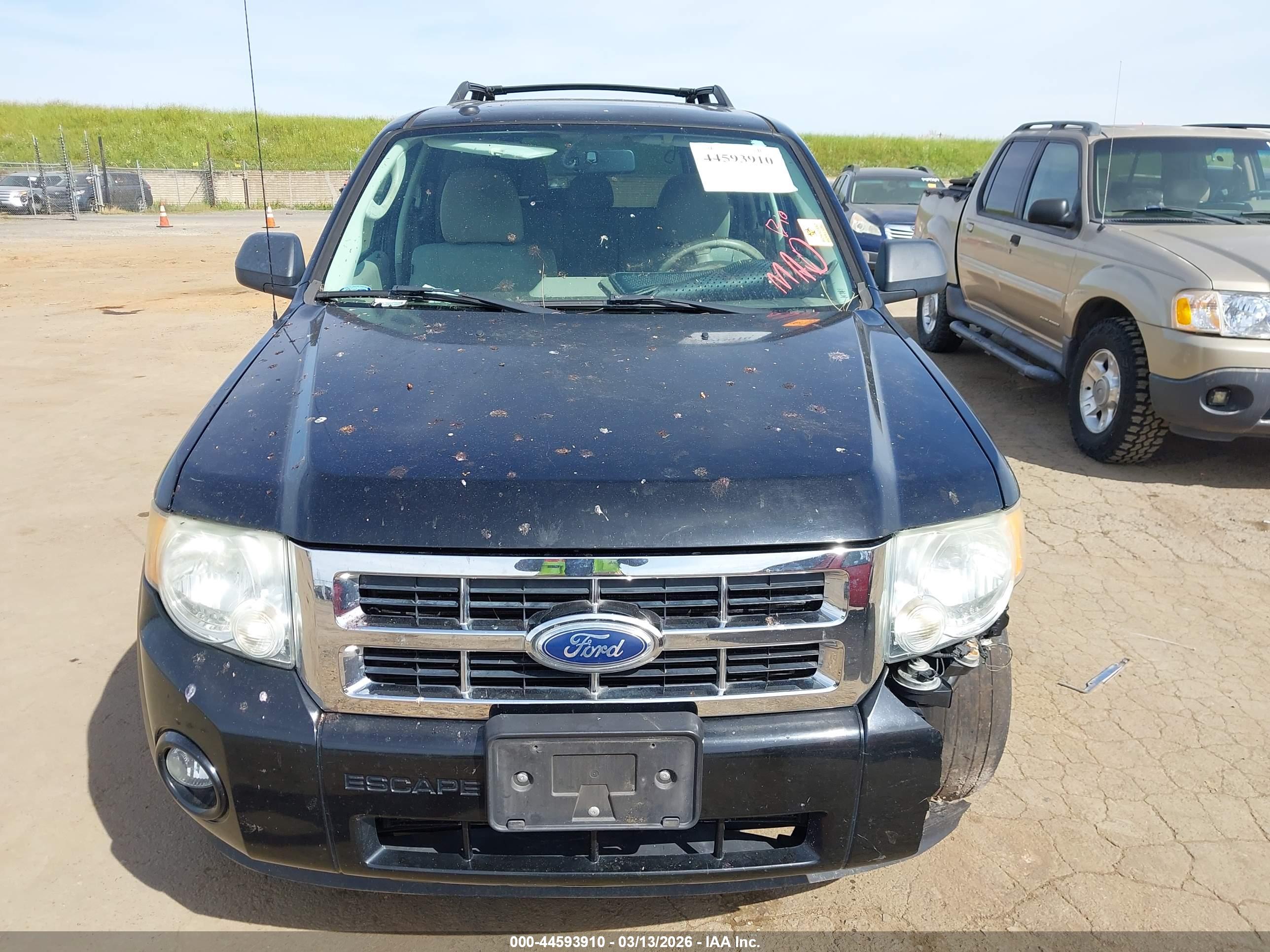 FORD ESCAPE image 6