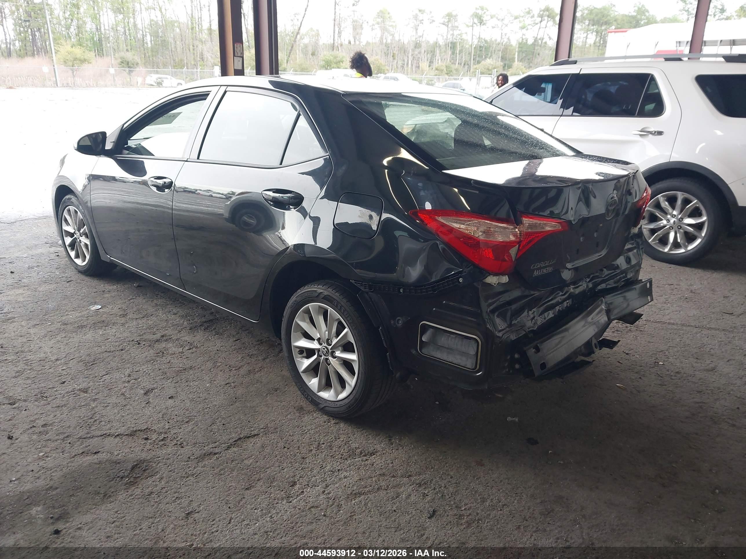 TOYOTA COROLLA image 3