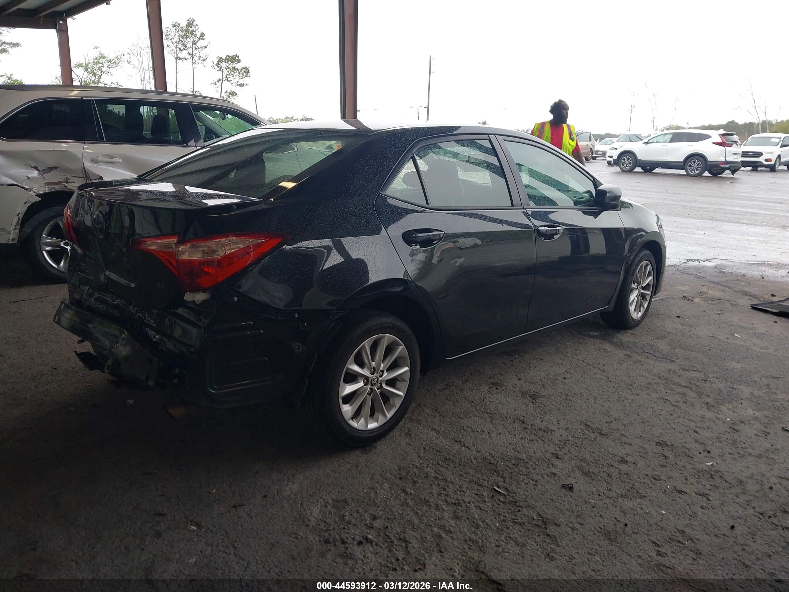 TOYOTA COROLLA image 4