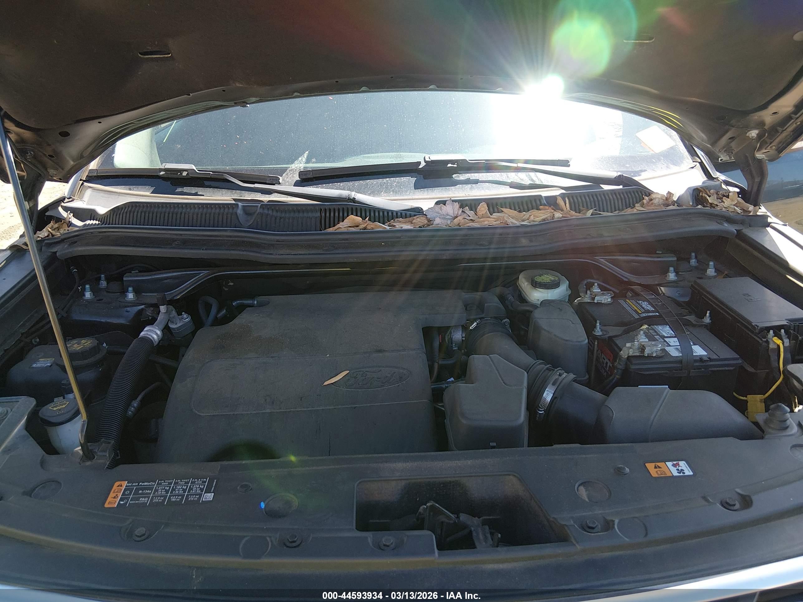 FORD EXPLORER image 10