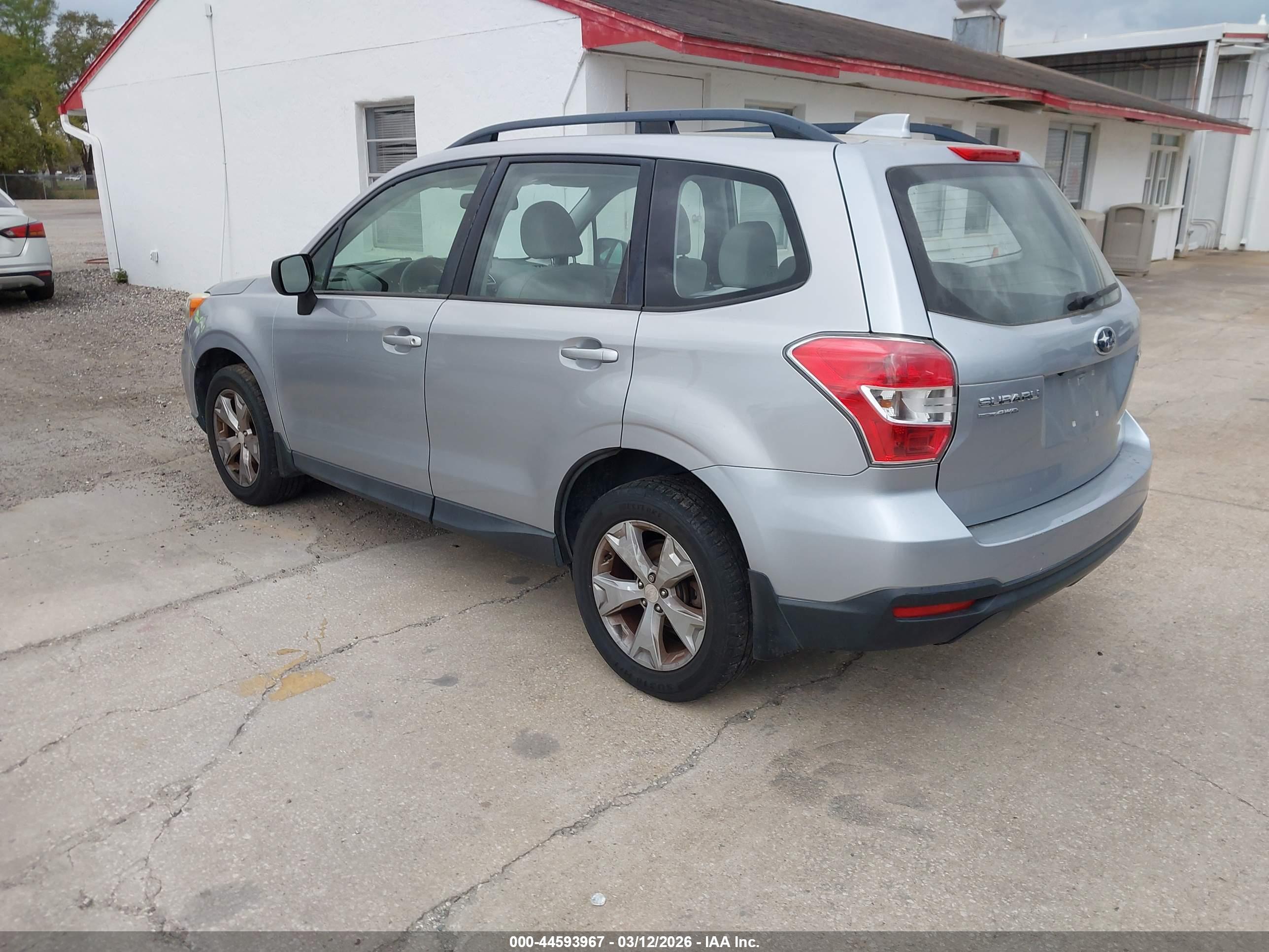 SUBARU FORESTER image 3