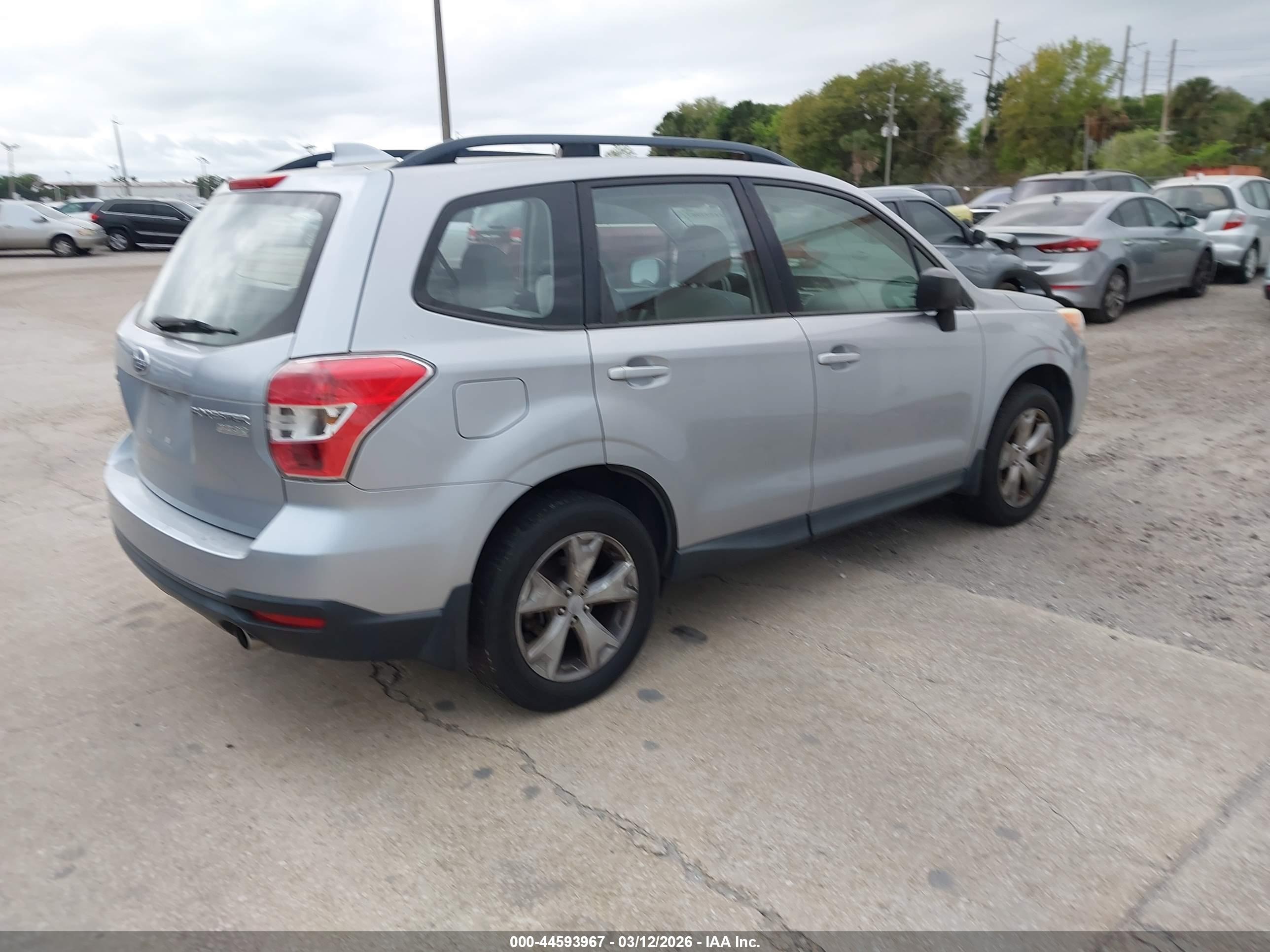 SUBARU FORESTER image 4