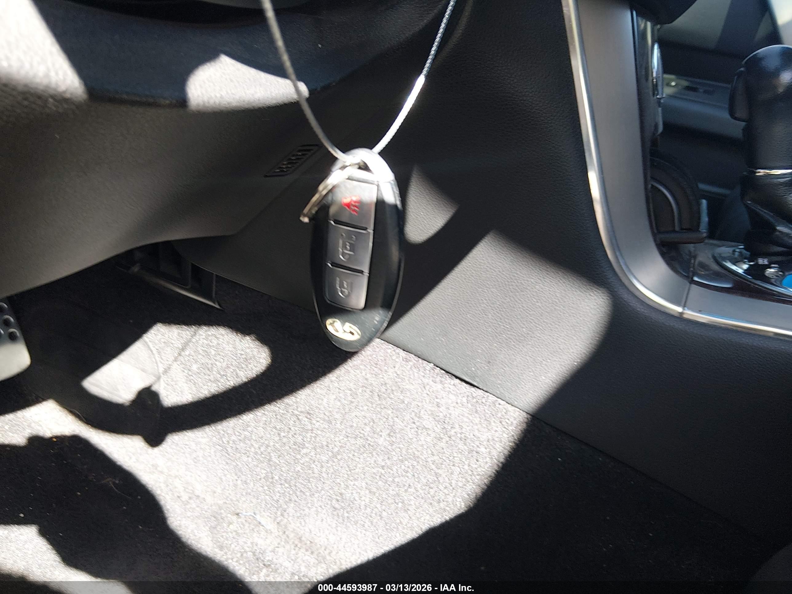 INFINITI FX45 image 11