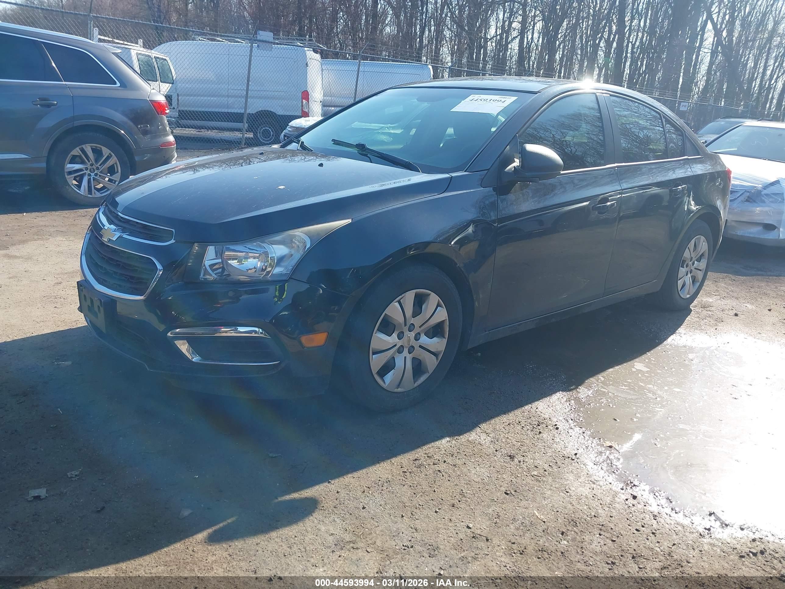 CHEVROLET CRUZE image 2