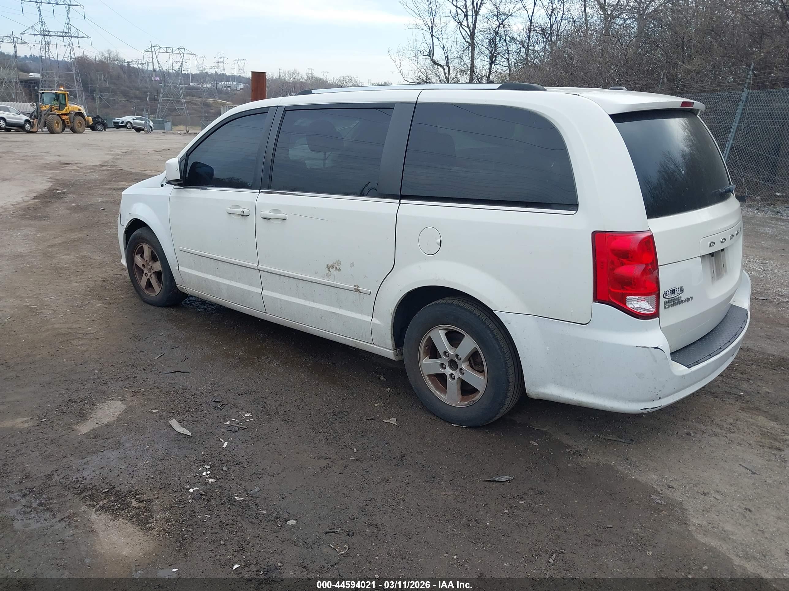 DODGE GRAND image 3
