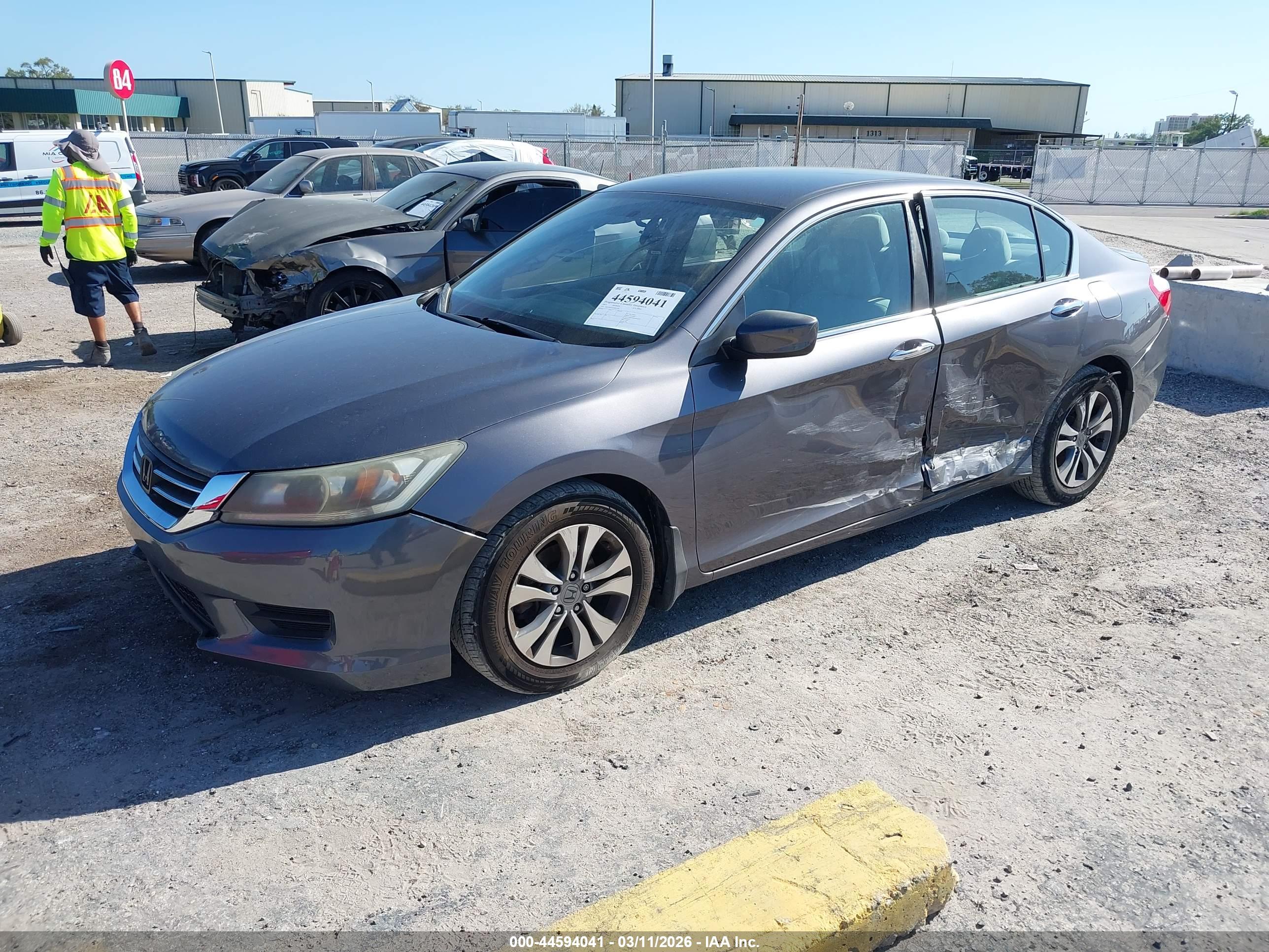 HONDA ACCORD image 2