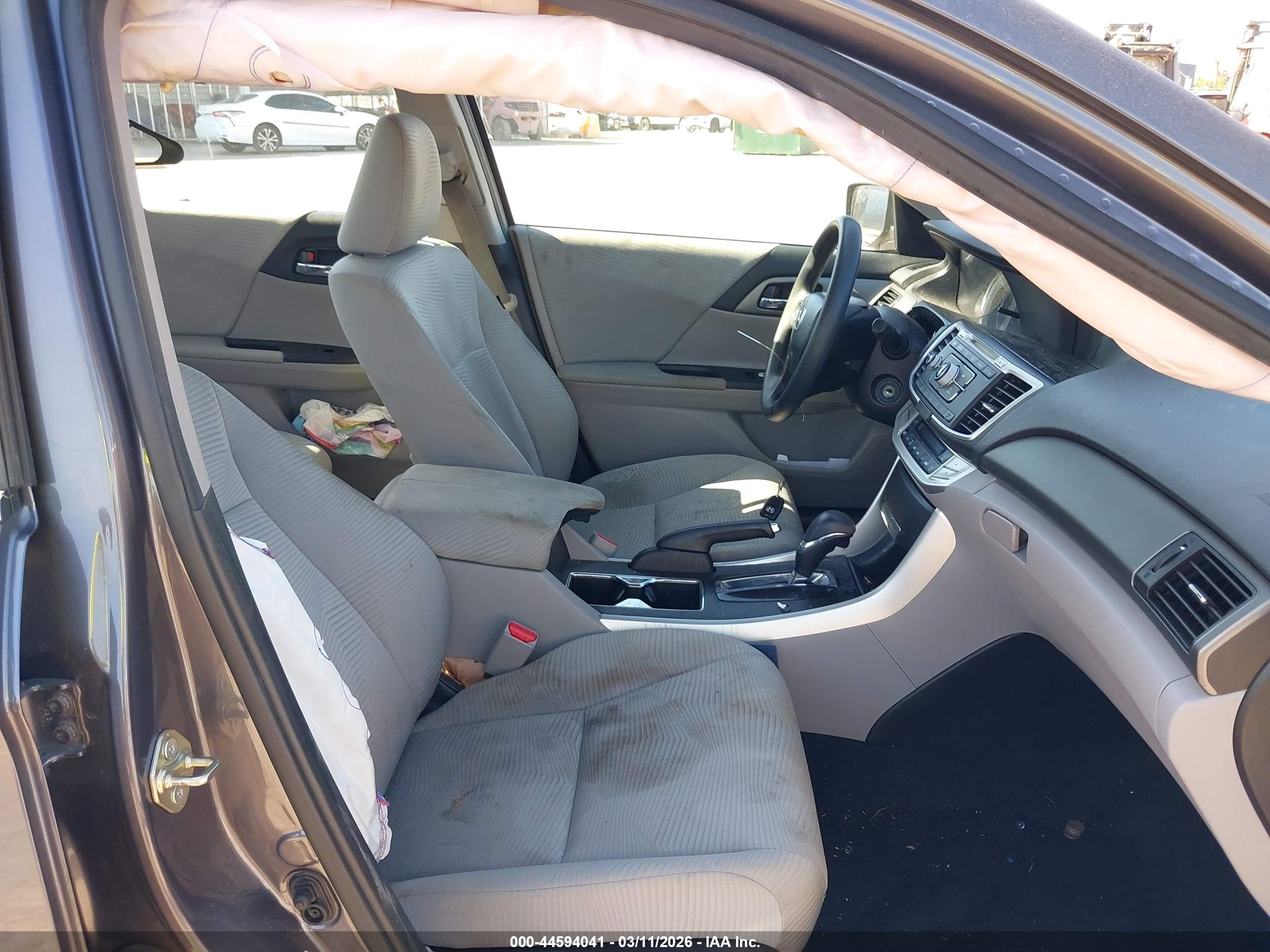HONDA ACCORD image 5