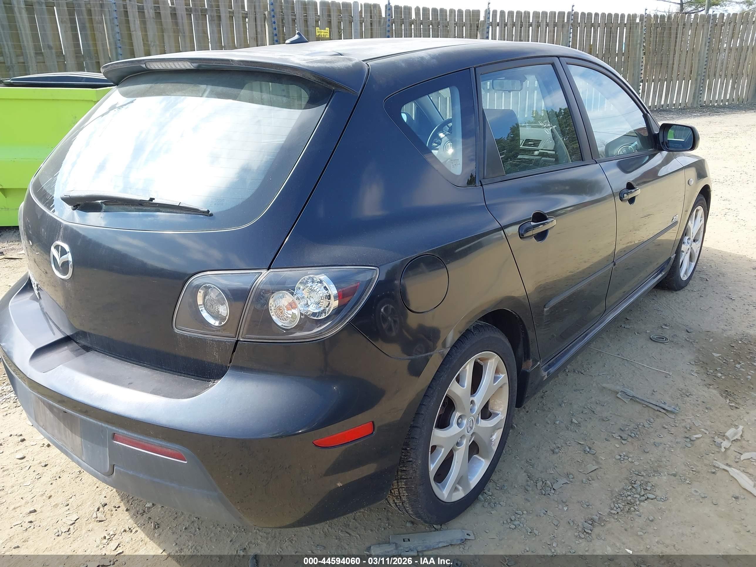 MAZDA MAZDA3 image 4