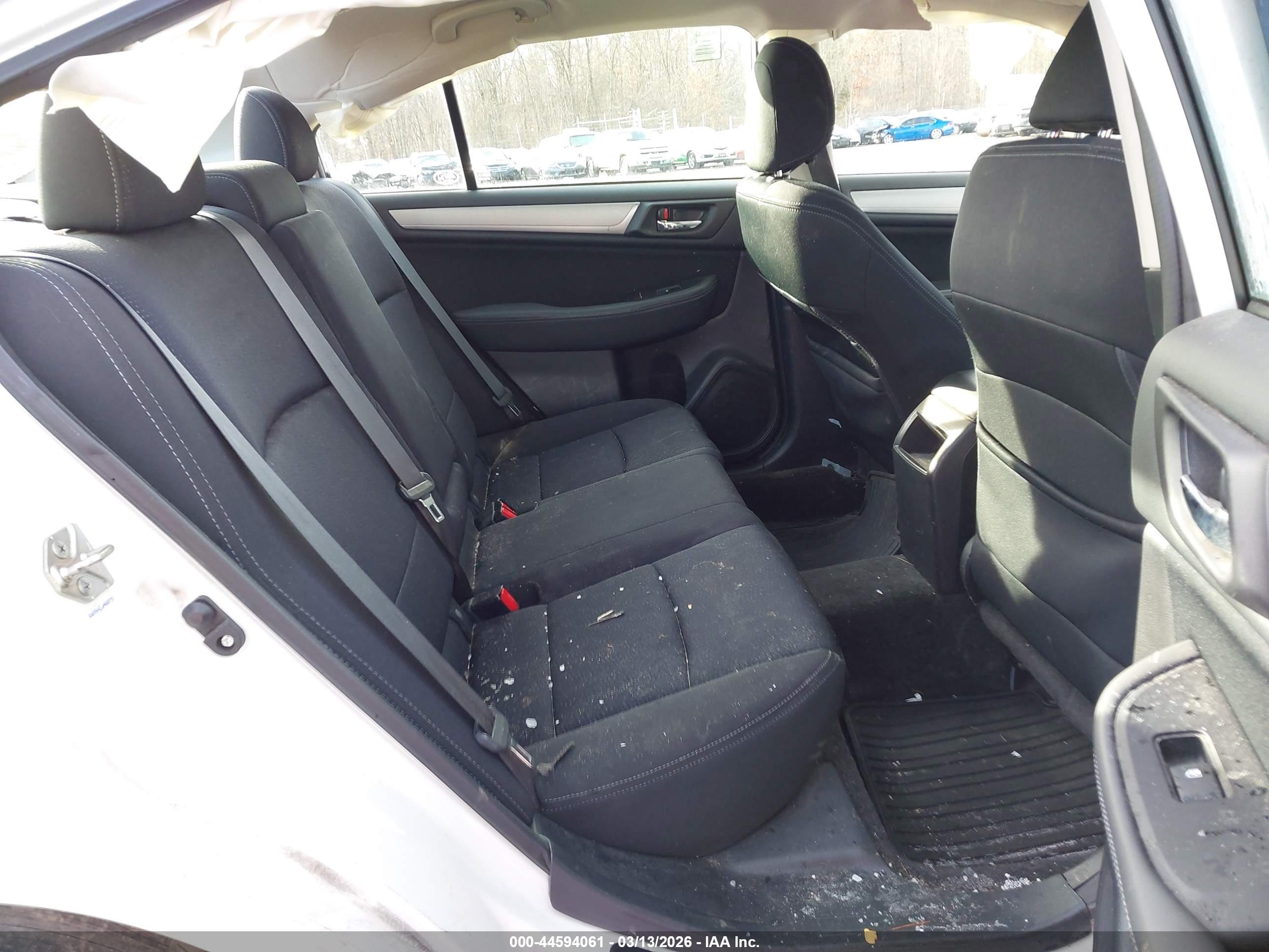 SUBARU LEGACY image 8