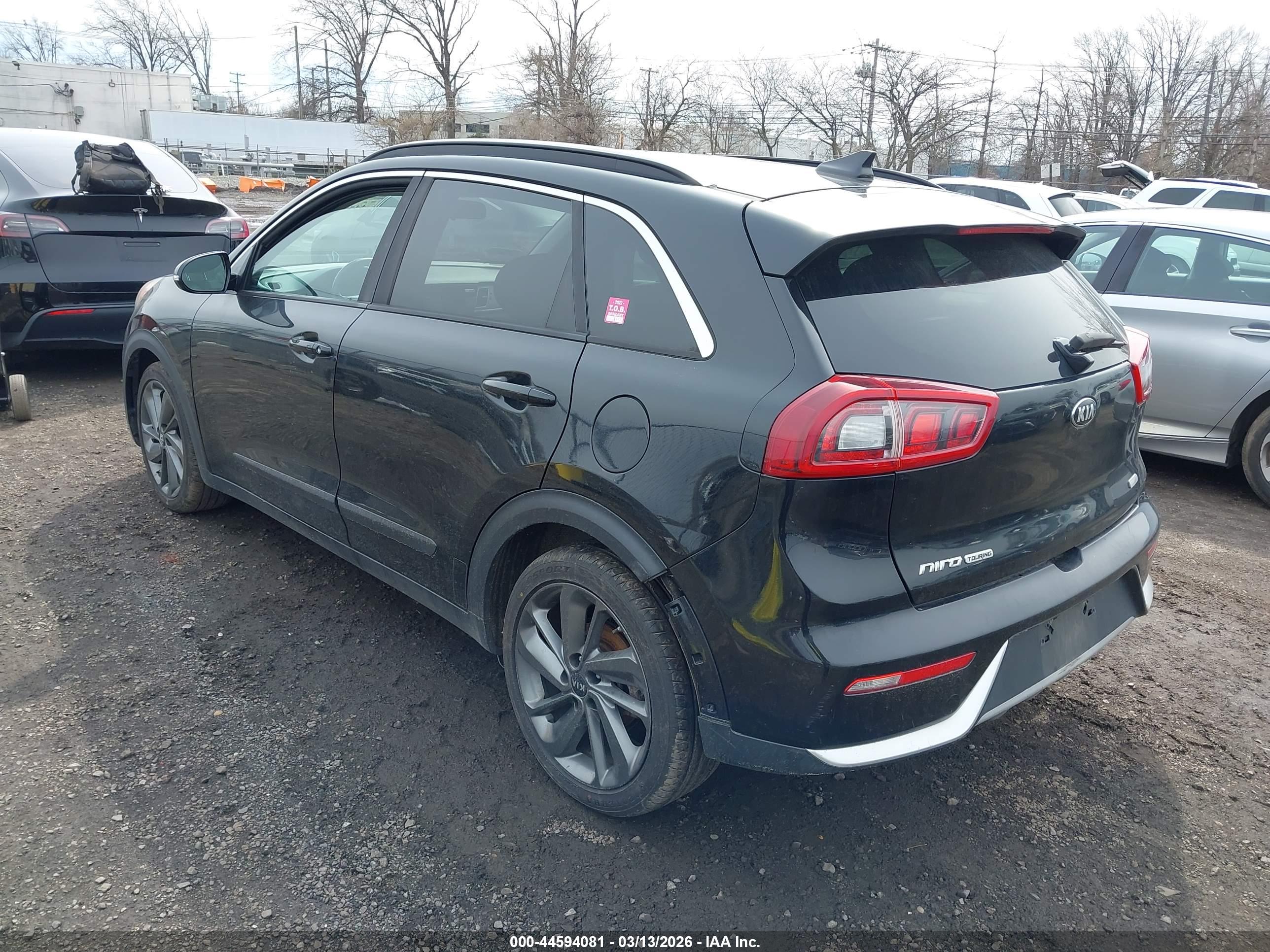 KIA NIRO image 3