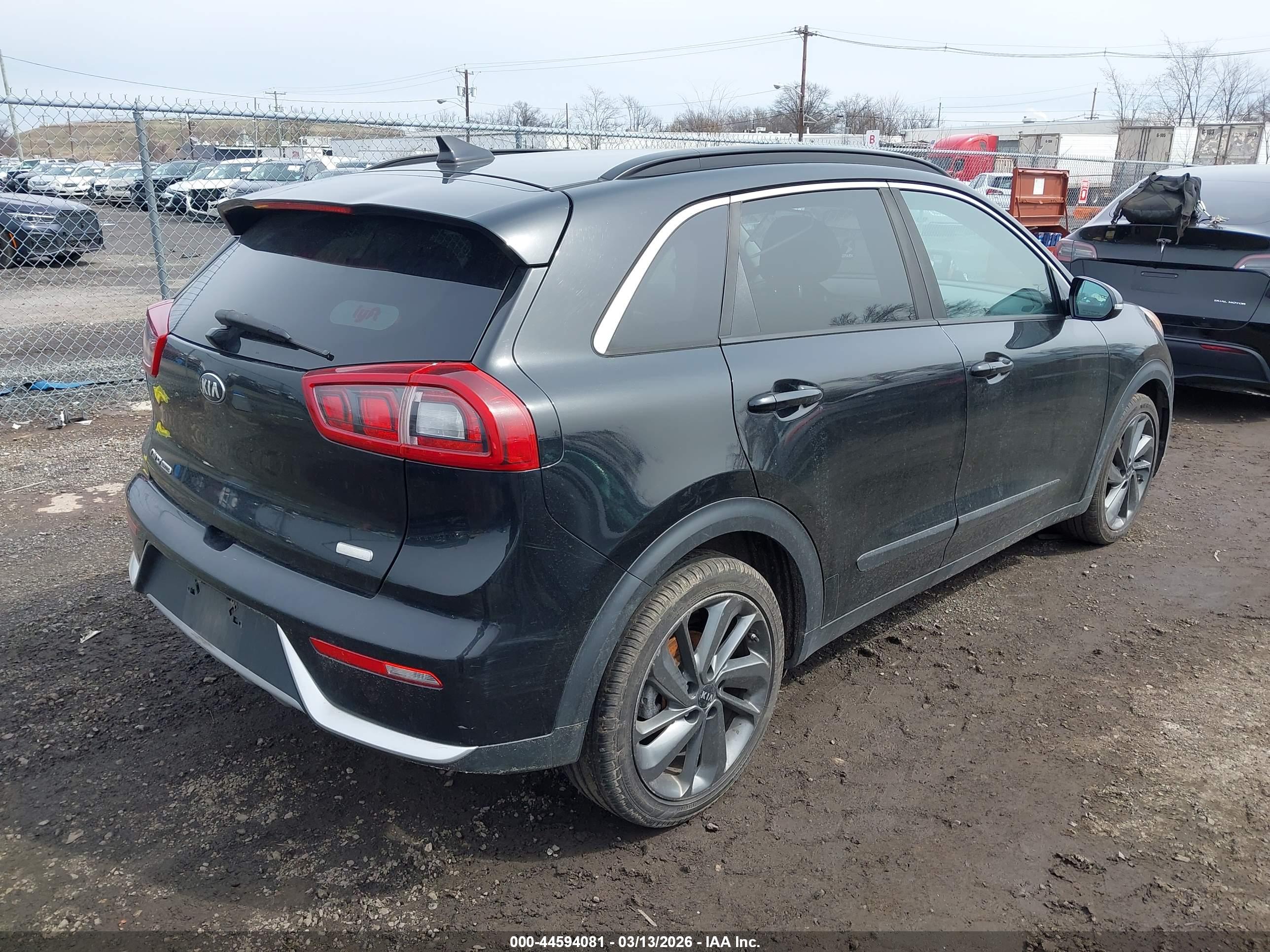 KIA NIRO image 4