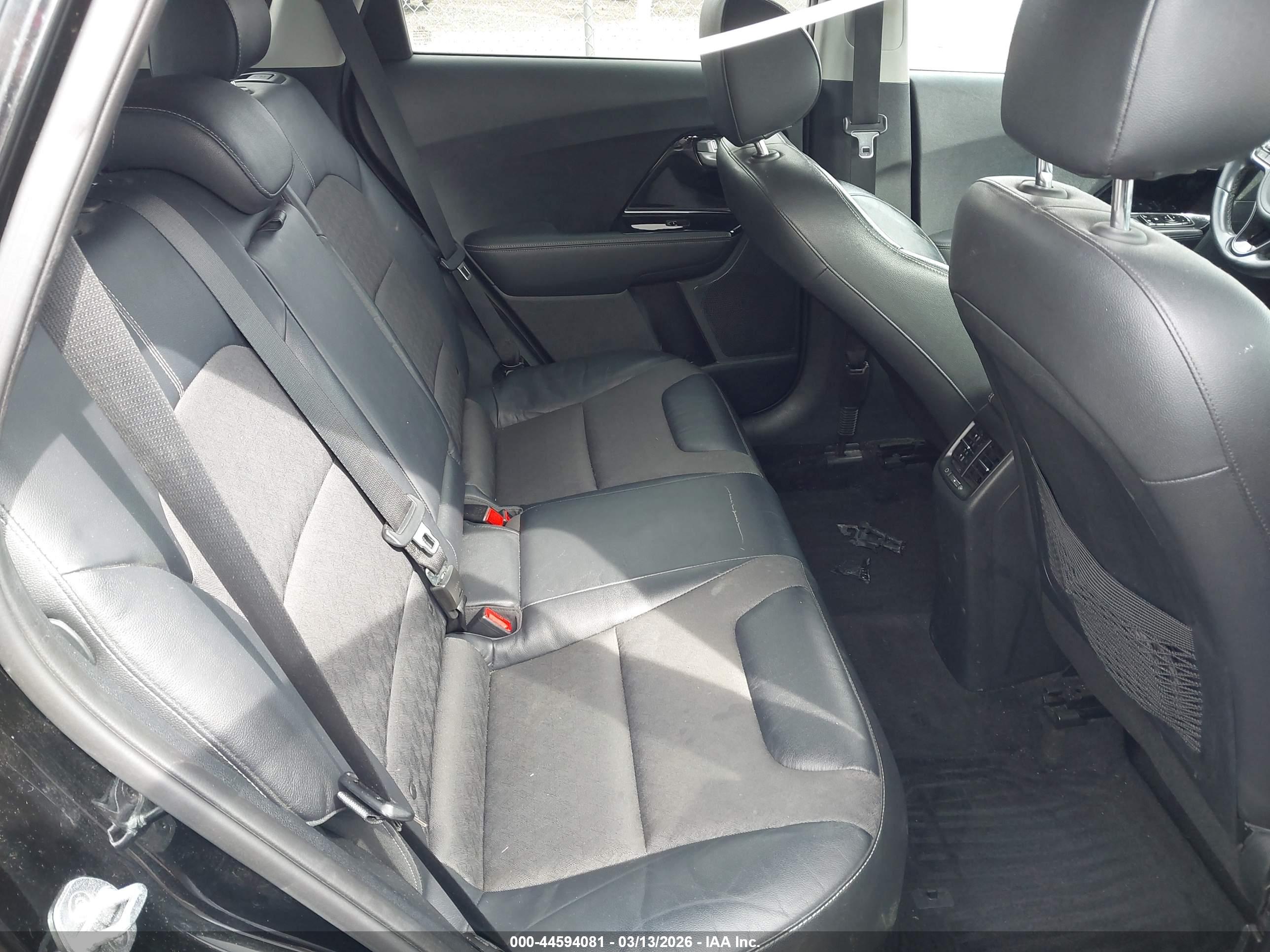 KIA NIRO image 8
