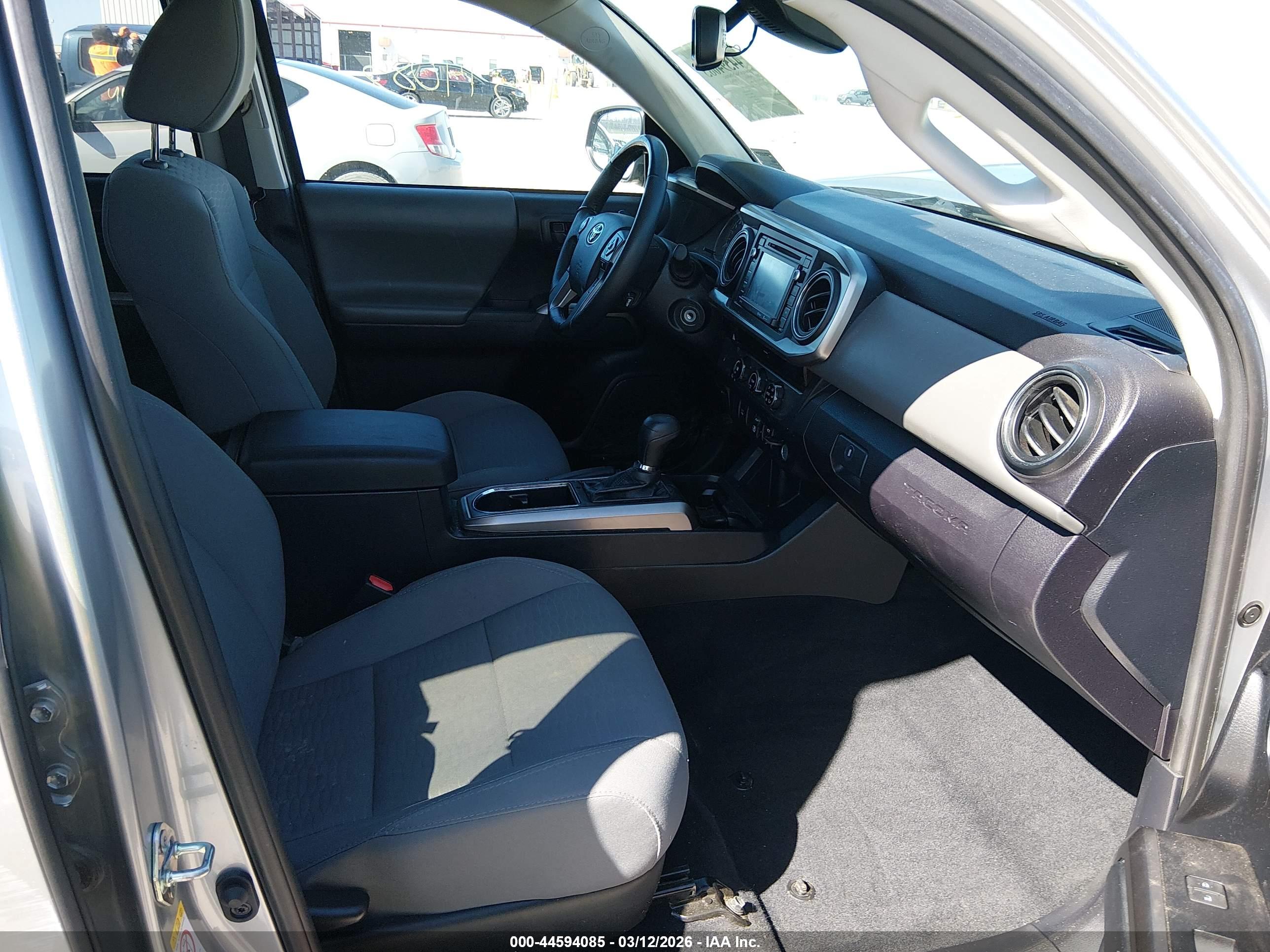TOYOTA TACOMA image 5