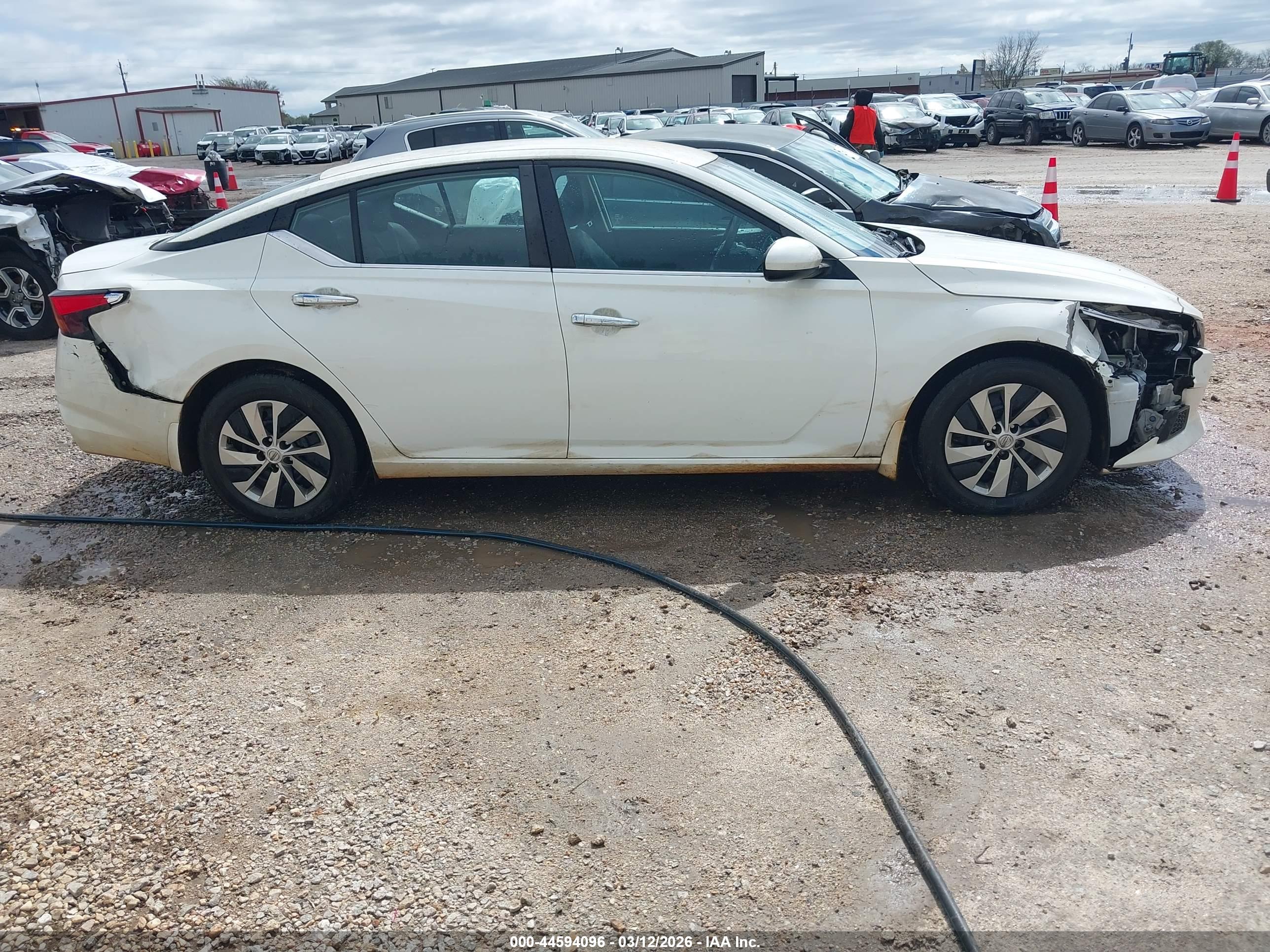 NISSAN ALTIMA image 5