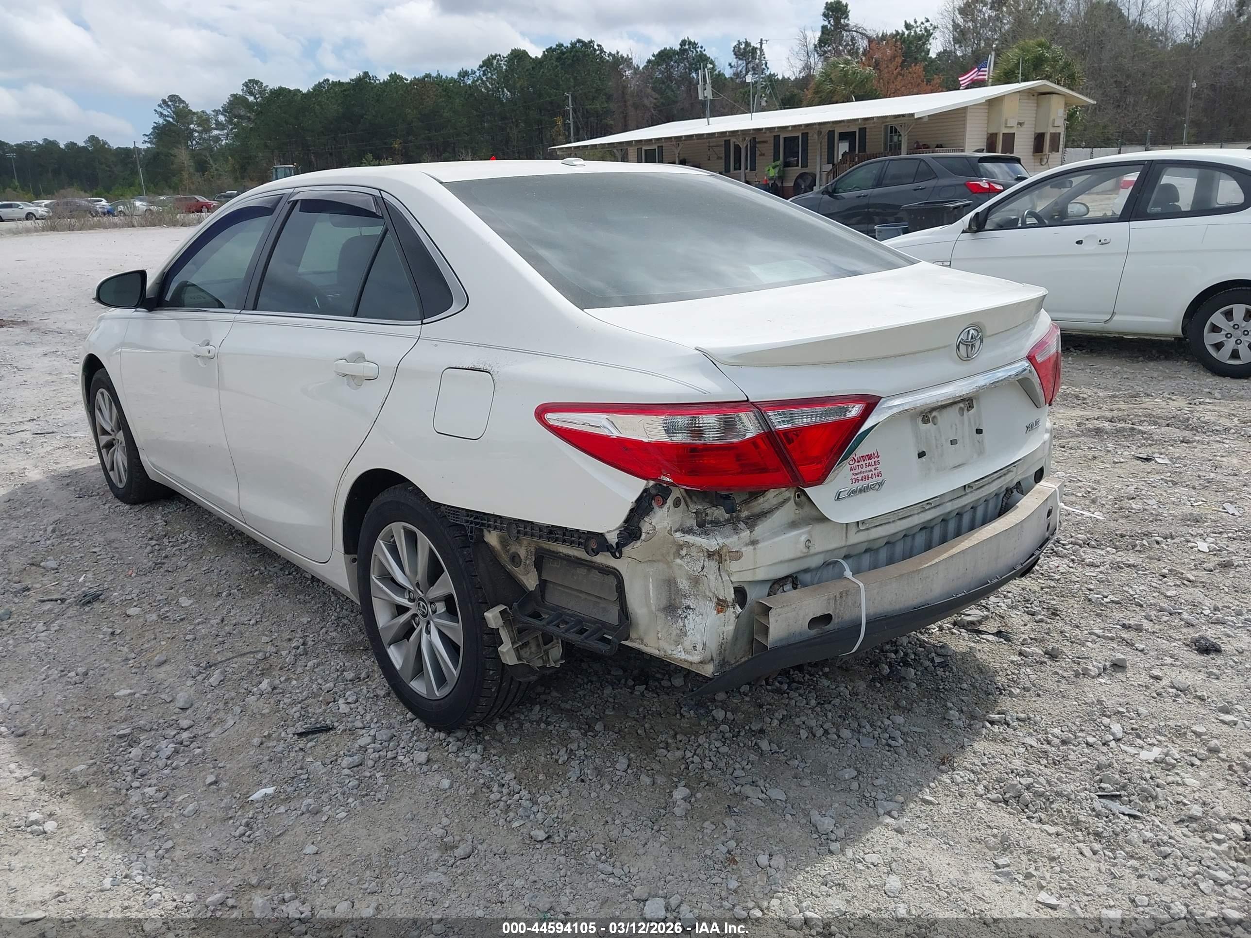 TOYOTA CAMRY image 3