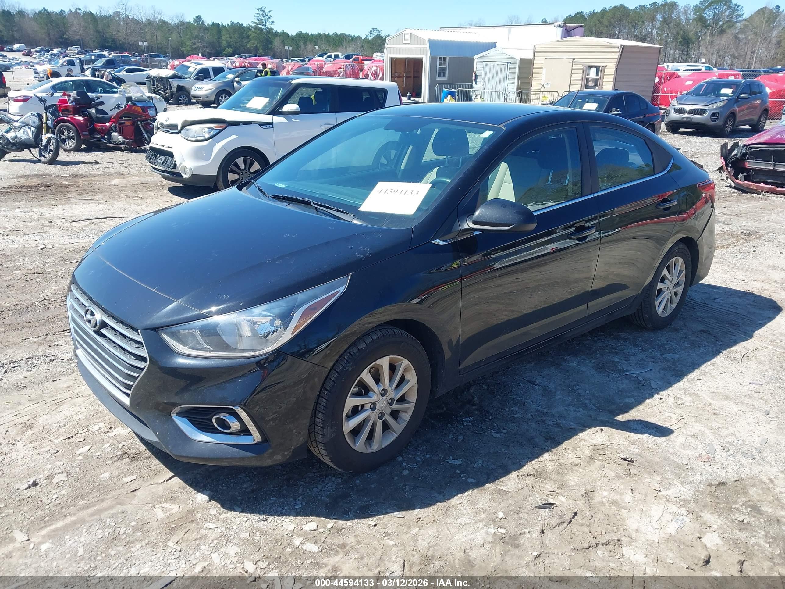 HYUNDAI ACCENT image 2