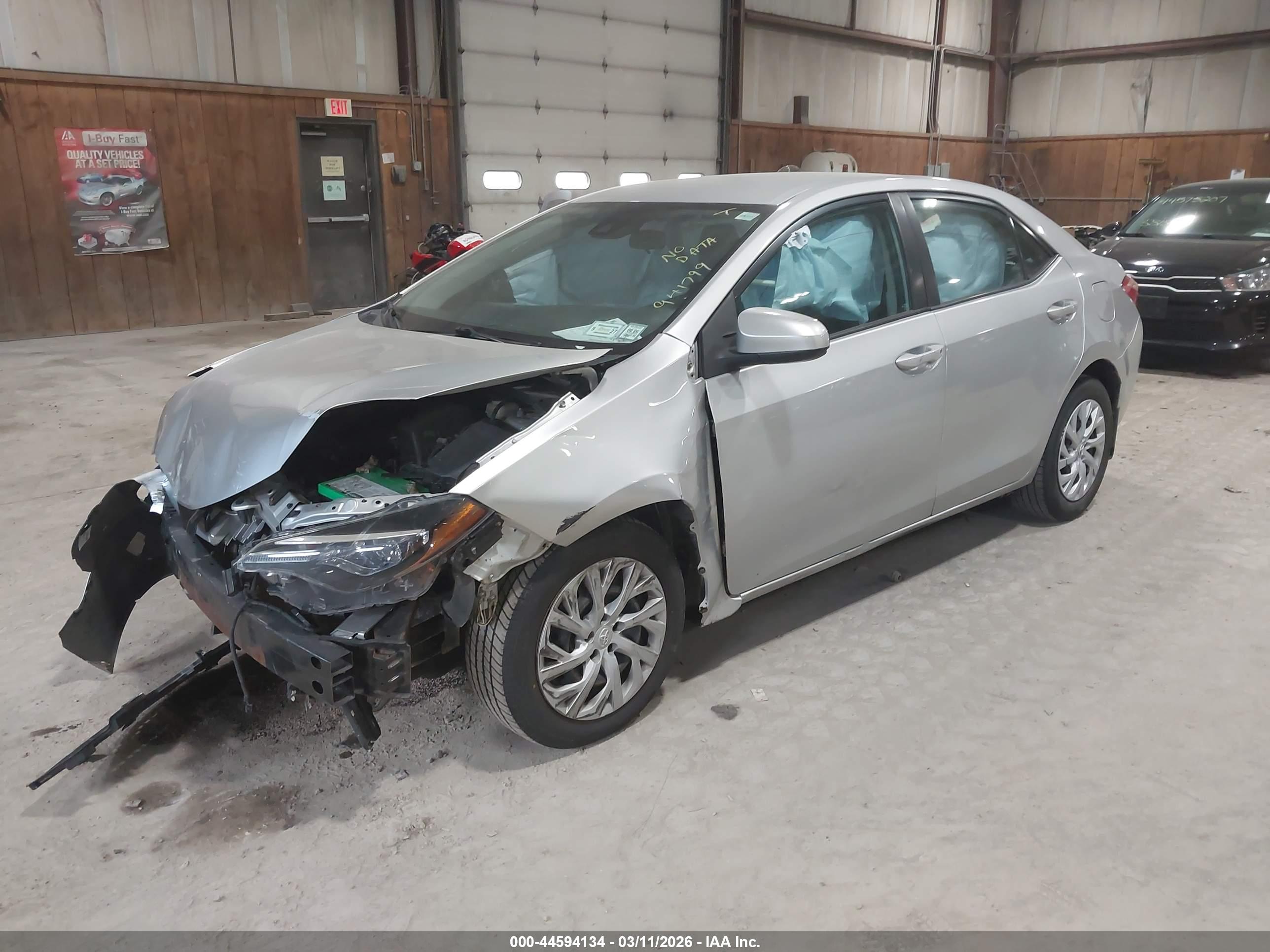 TOYOTA COROLLA image 2