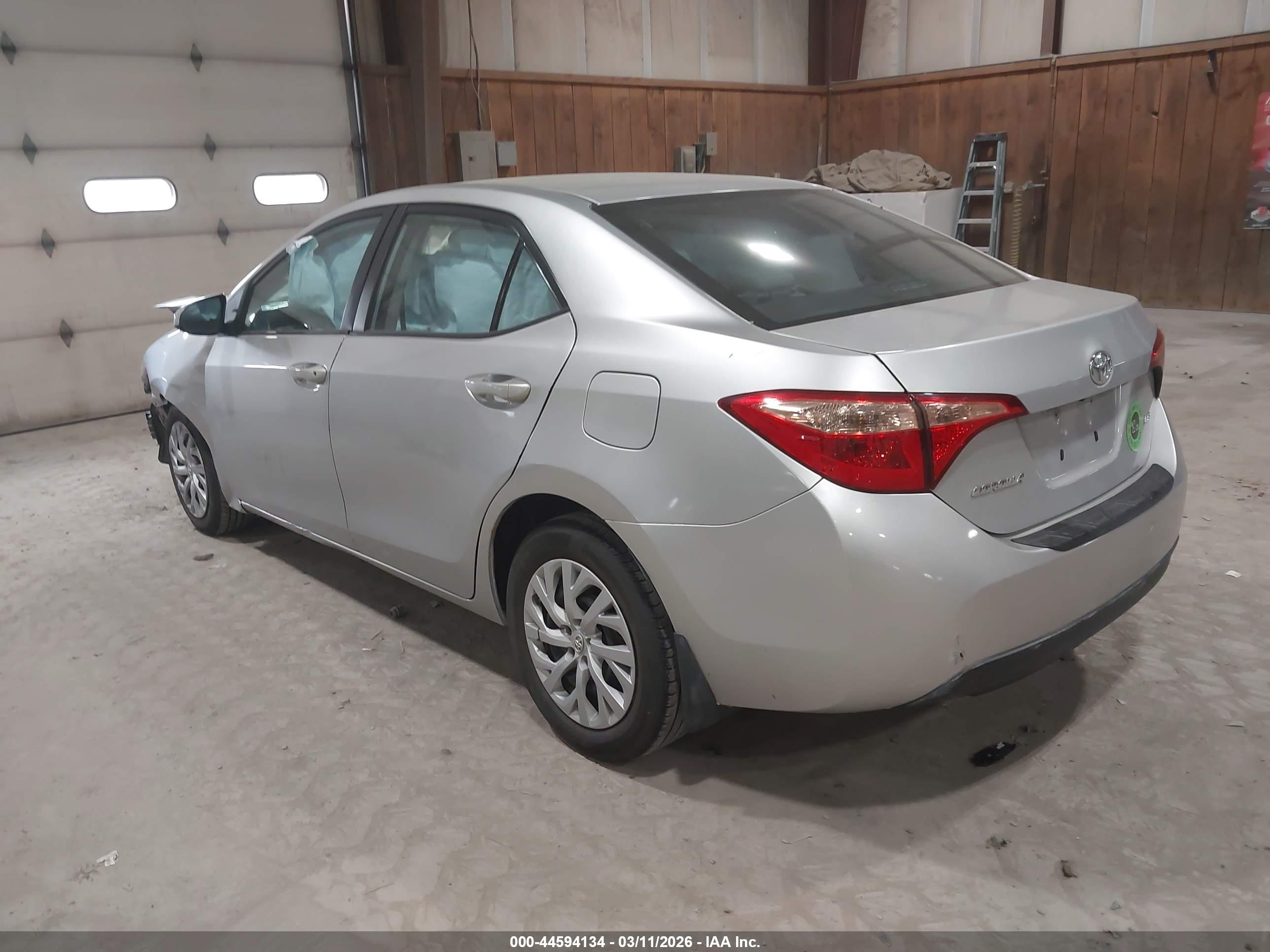TOYOTA COROLLA image 3
