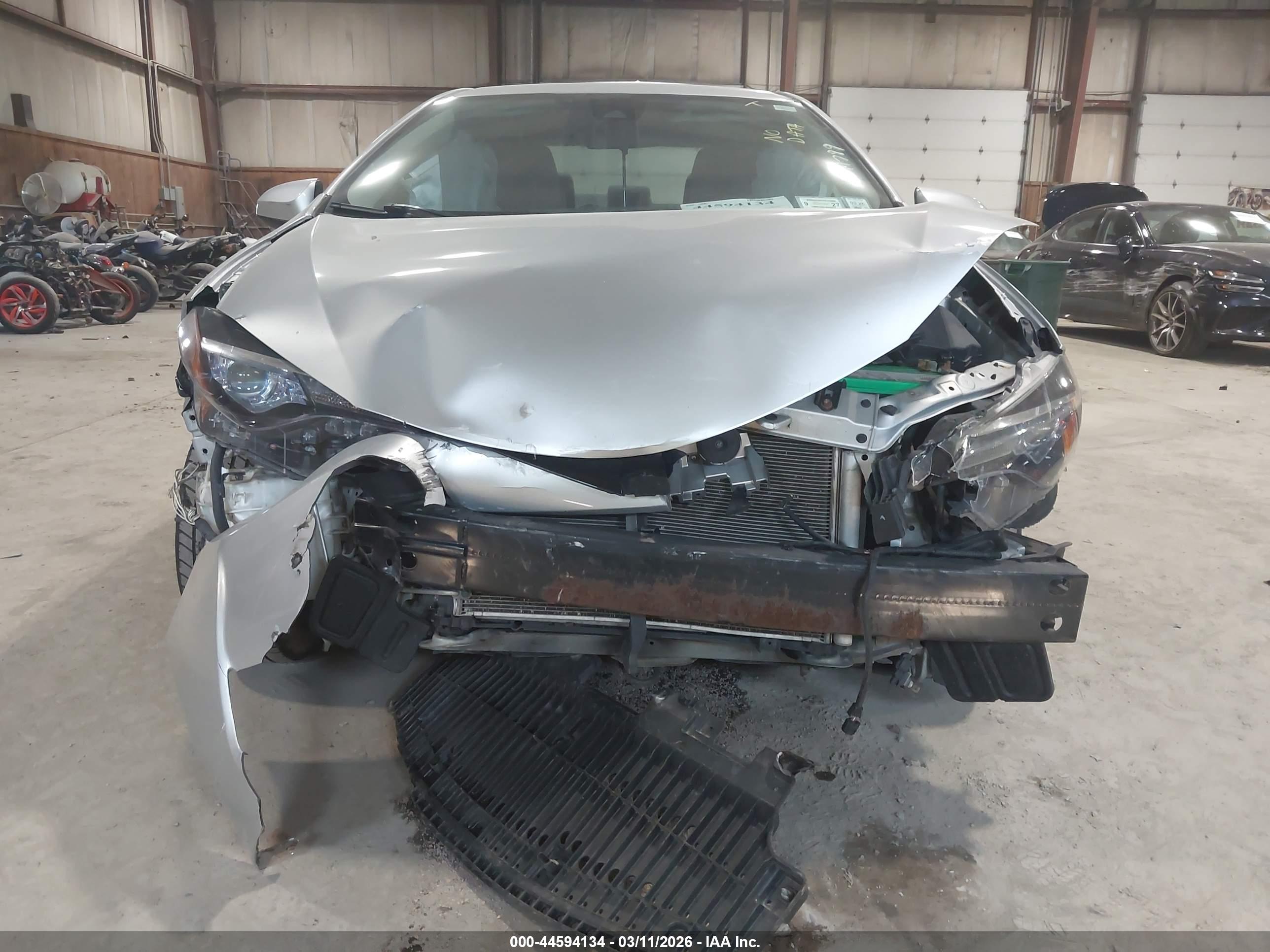 TOYOTA COROLLA image 6