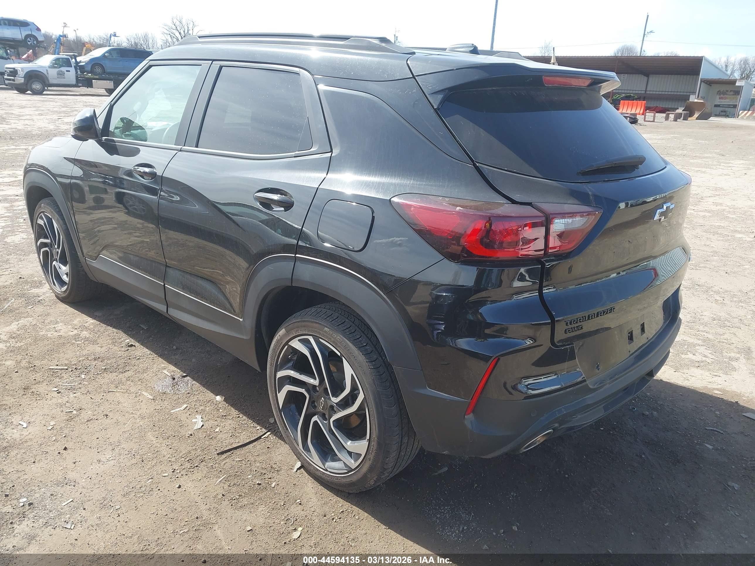 CHEVROLET TRAILBLAZER image 3