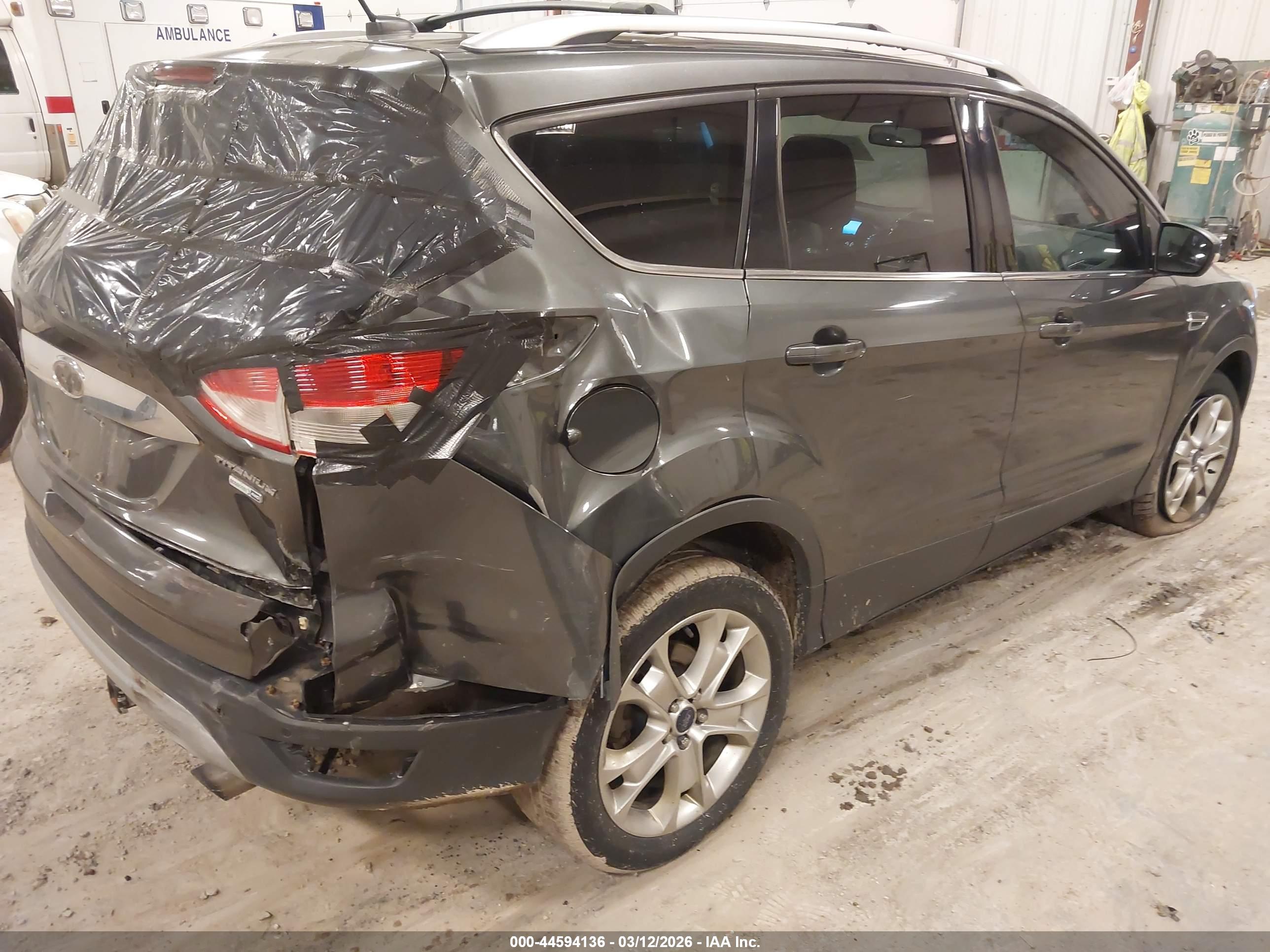 FORD ESCAPE image 4