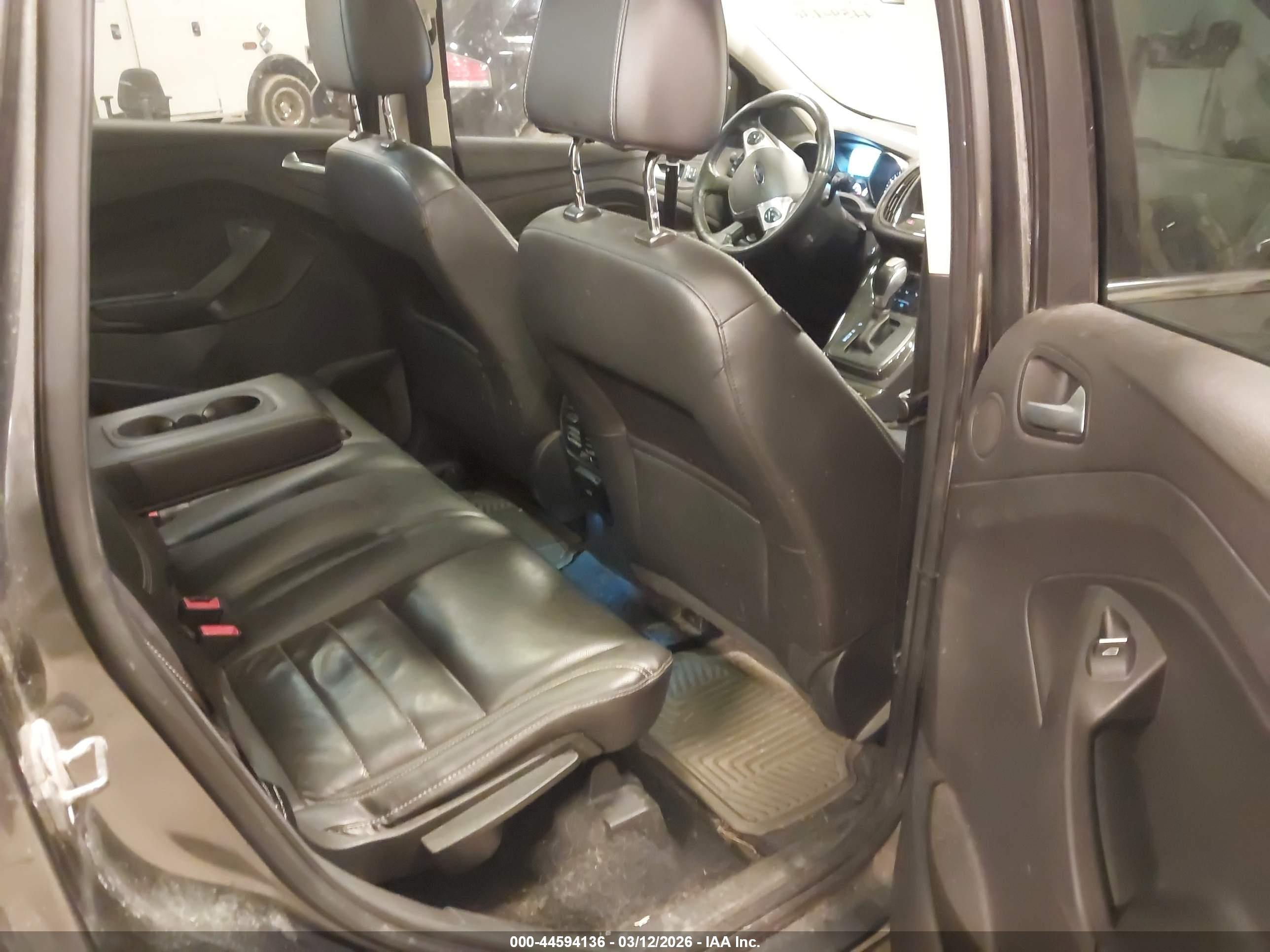 FORD ESCAPE image 8