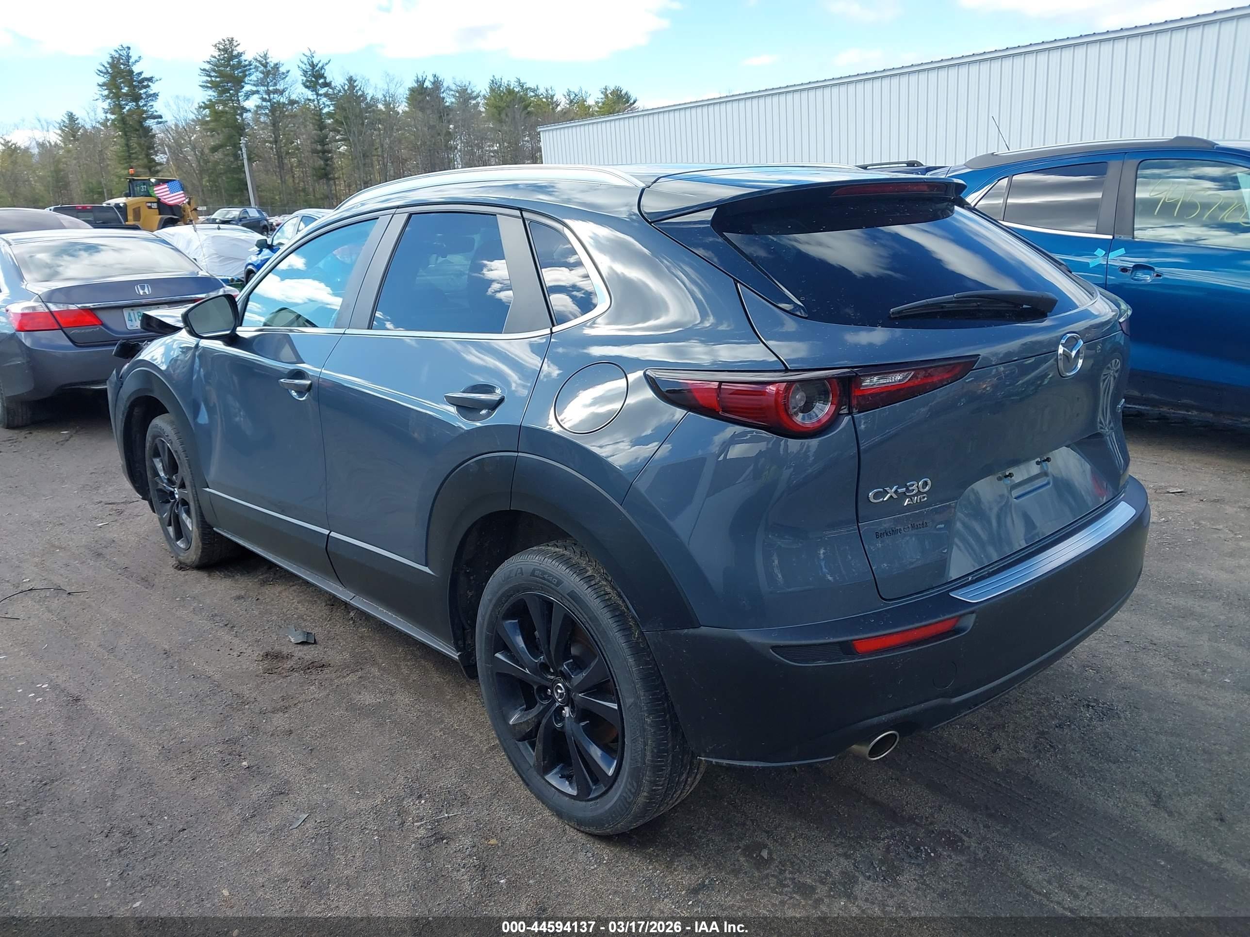 MAZDA CX-30 image 3