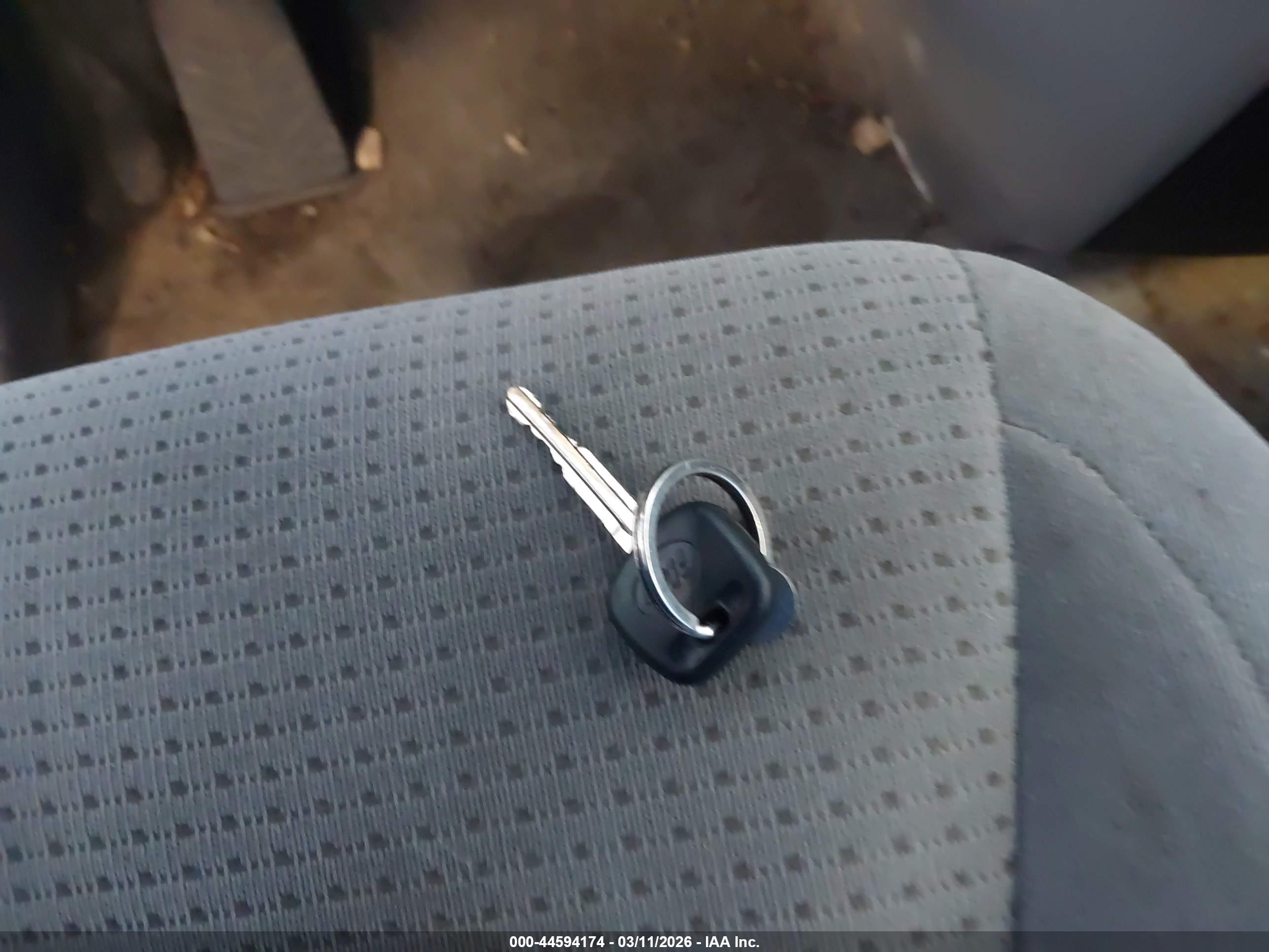 TOYOTA SIENNA image 11