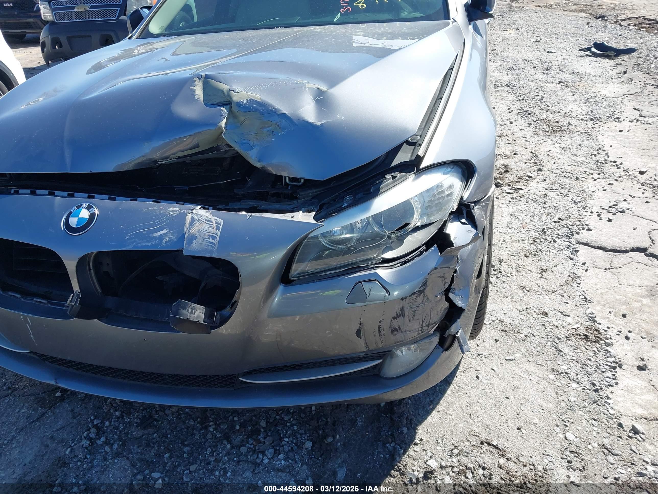 BMW 535I image 6
