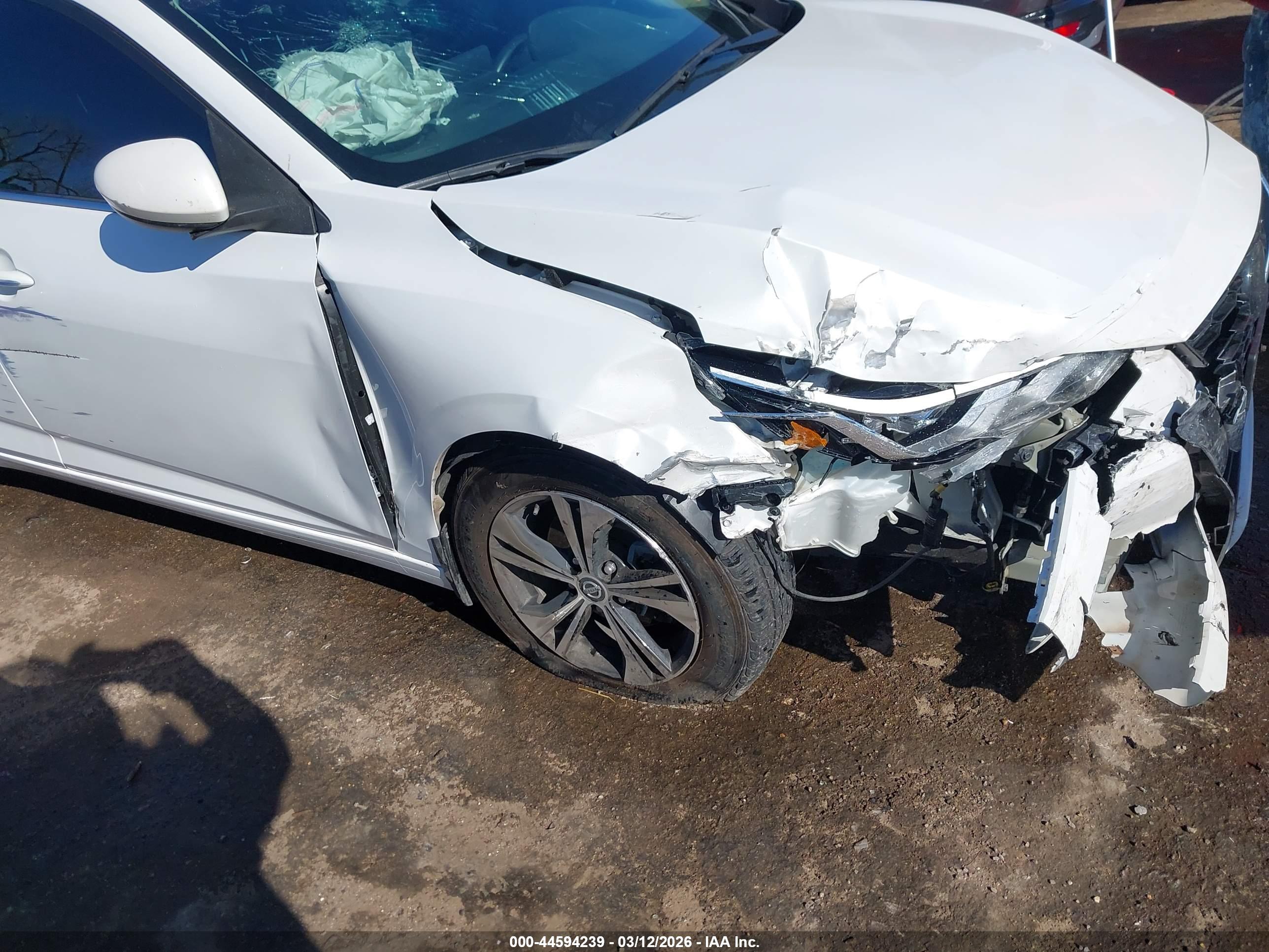 NISSAN SENTRA image 6