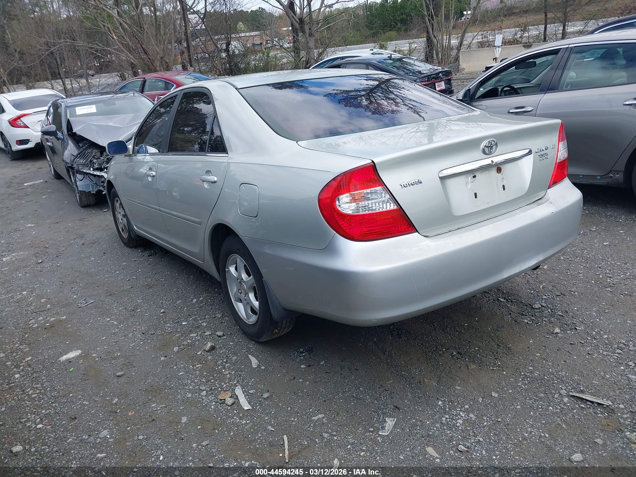 TOYOTA CAMRY image 3