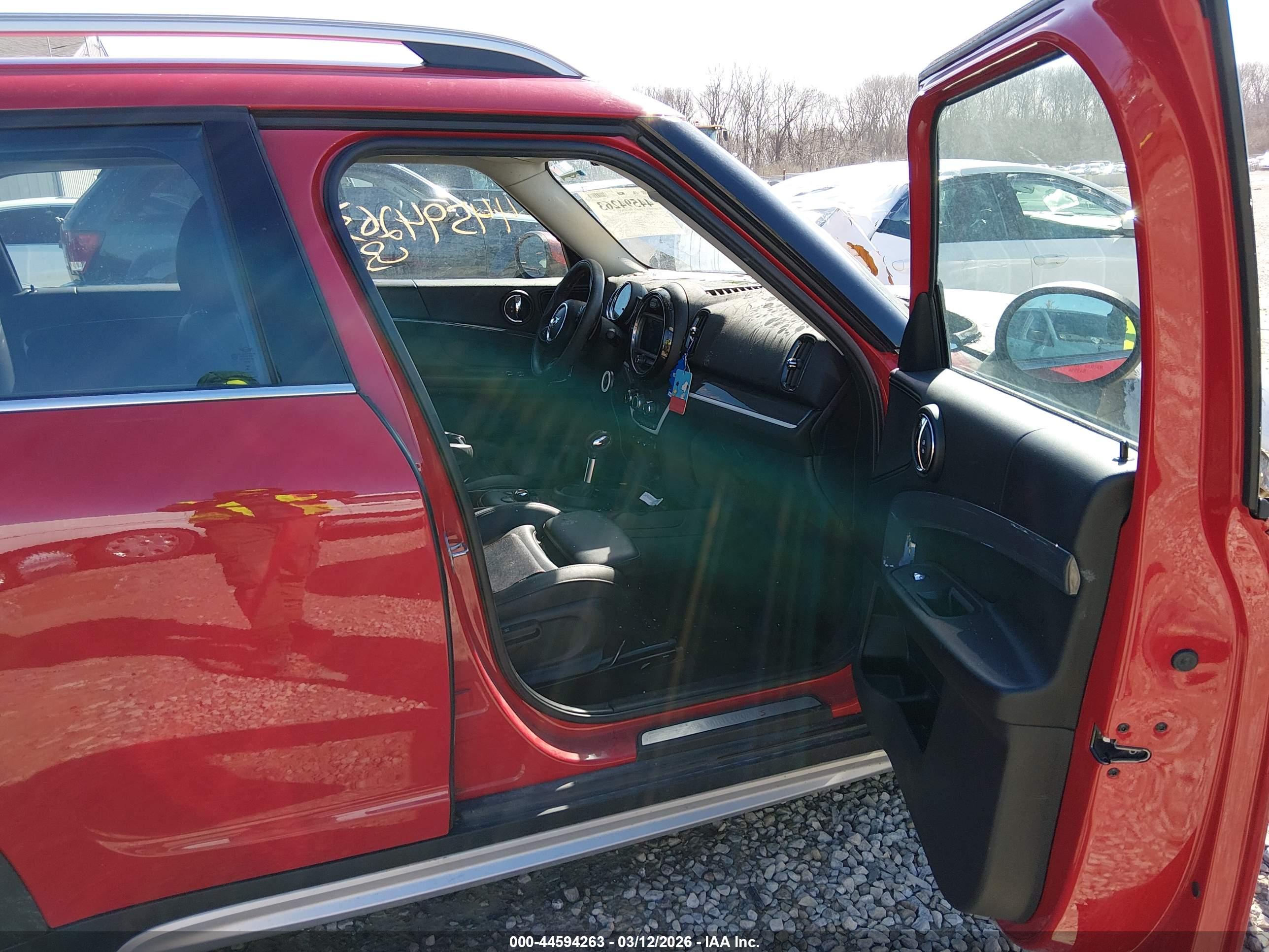 MINI COUNTRYMAN image 5