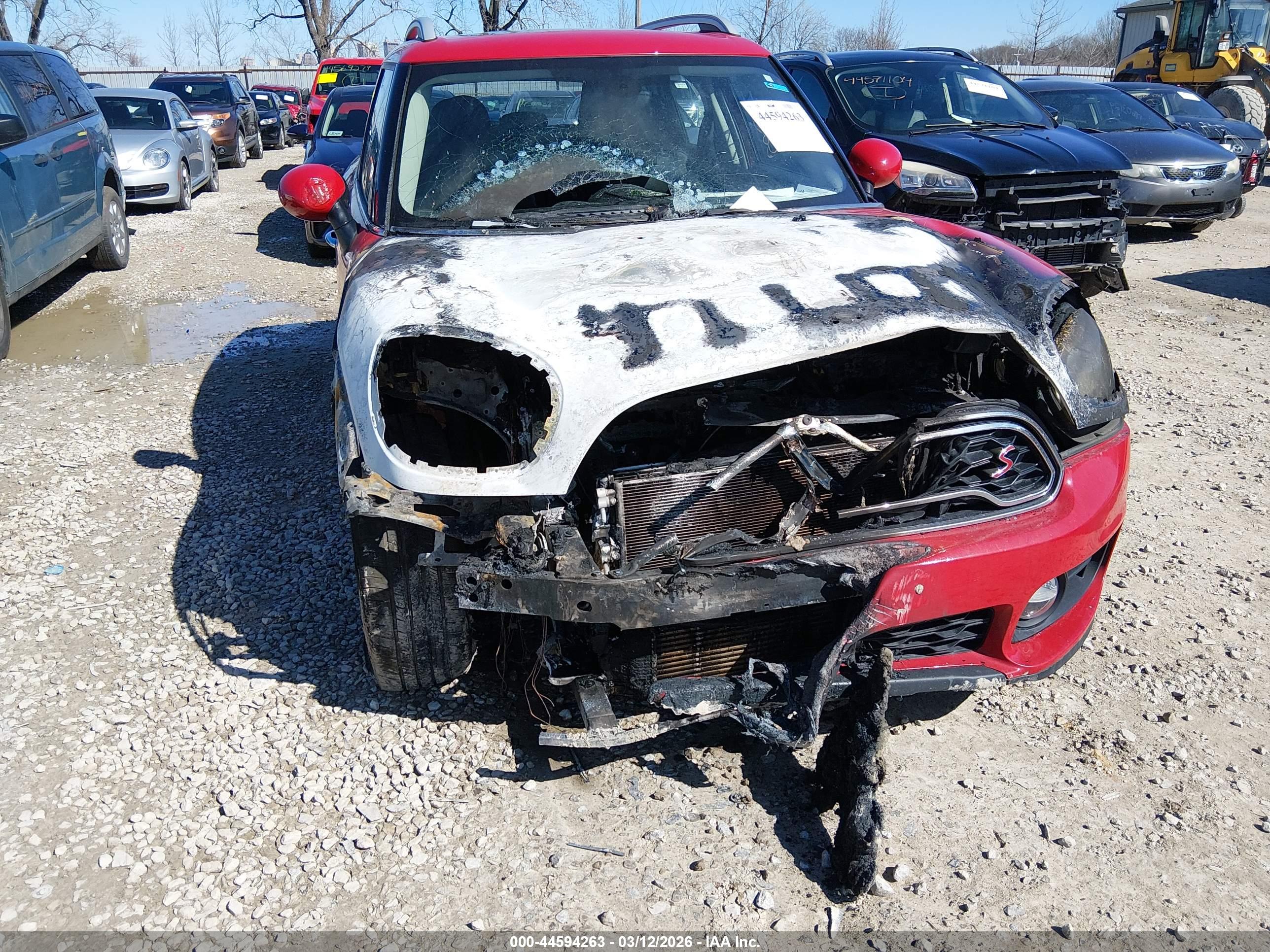 MINI COUNTRYMAN image 6