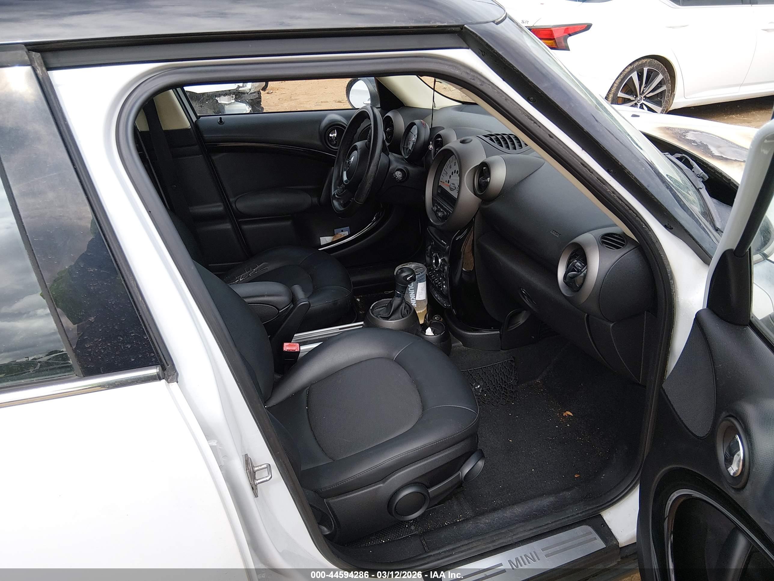 MINI COOPER image 5