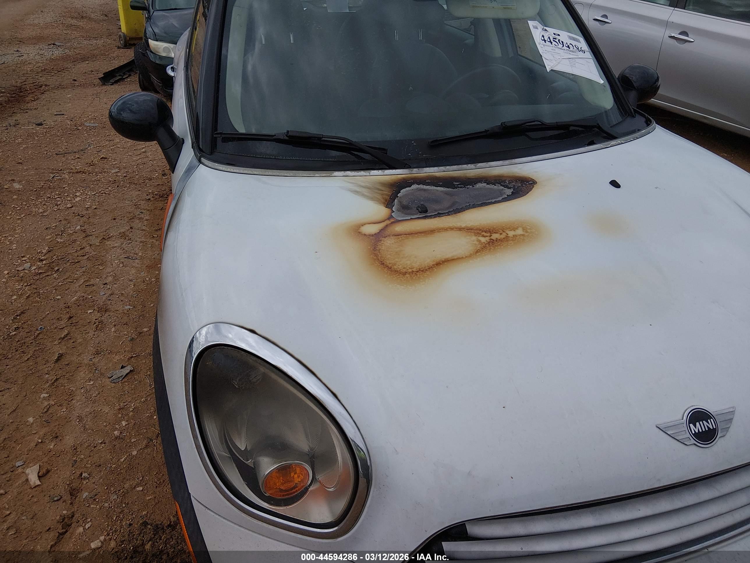 MINI COOPER image 6