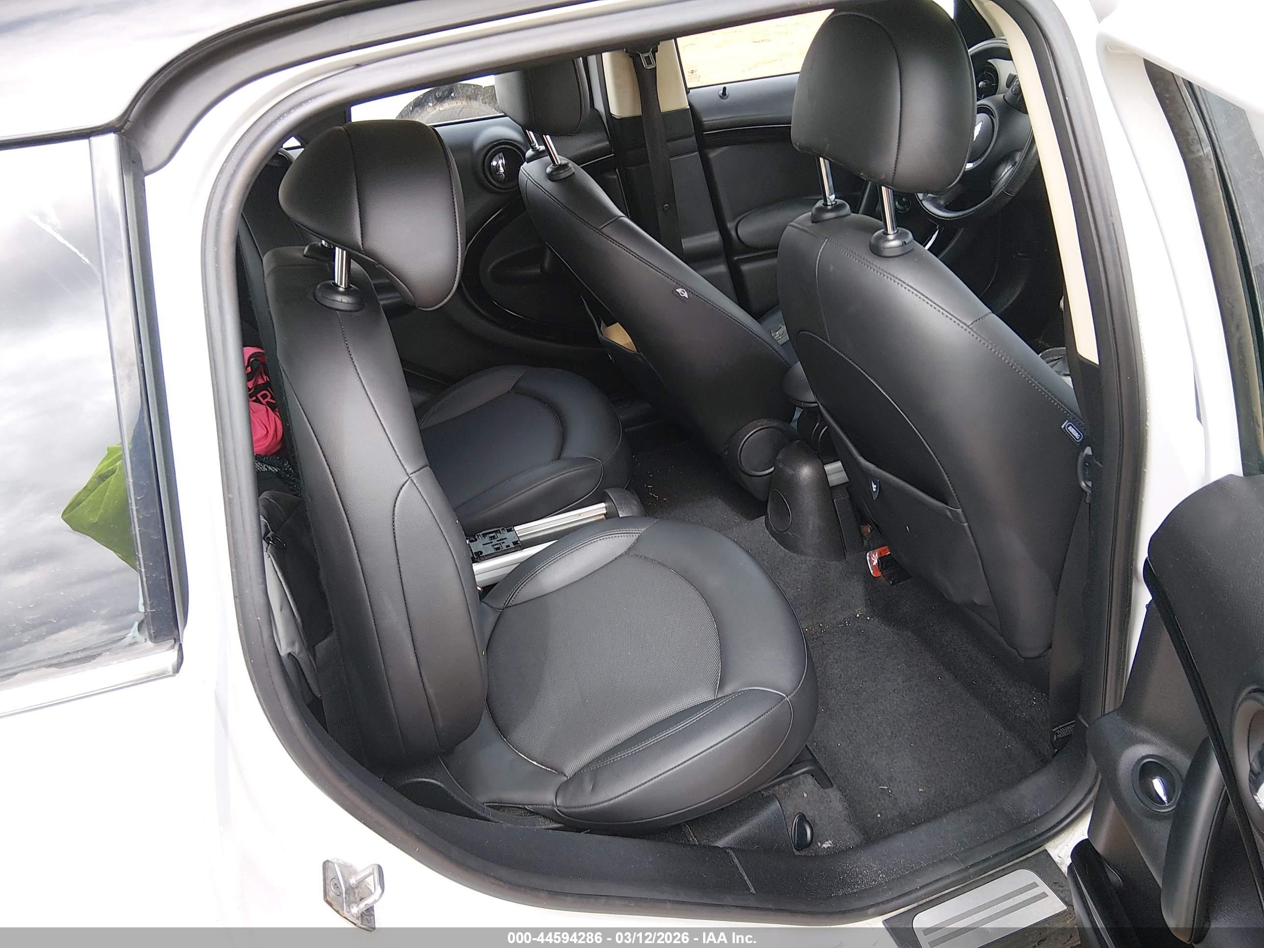 MINI COOPER image 8