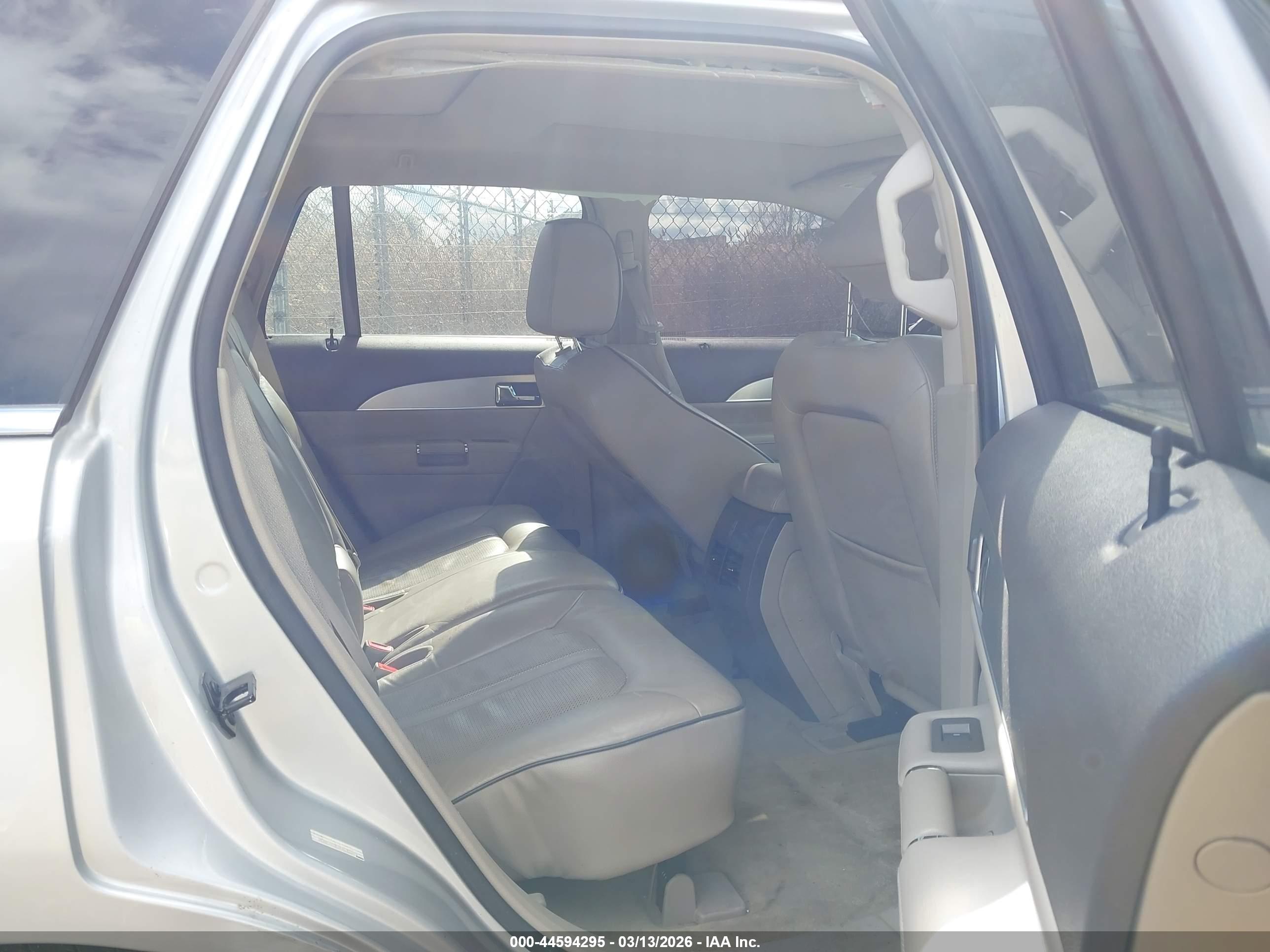 LINCOLN MKX image 8
