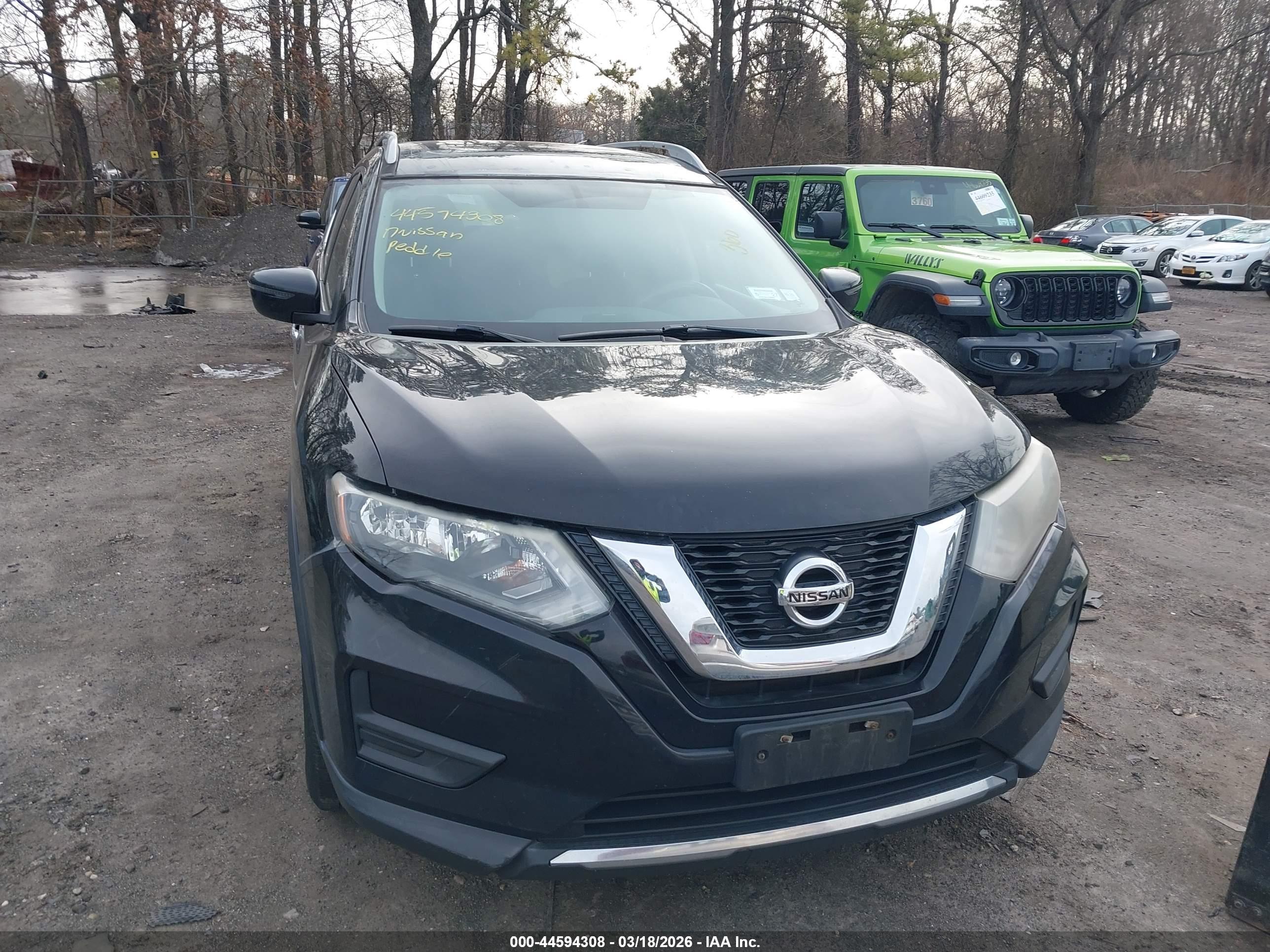NISSAN ROGUE image 6