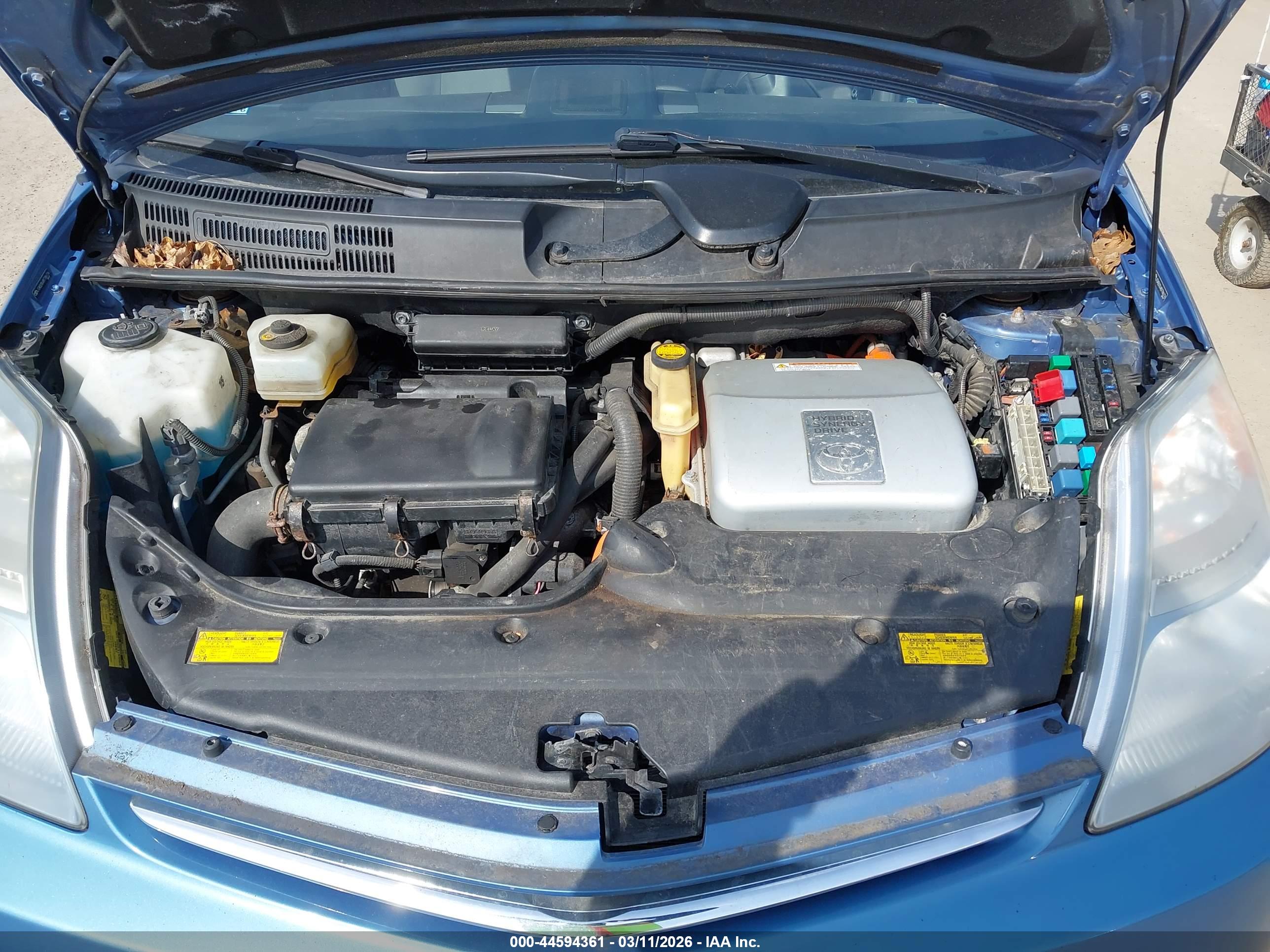 TOYOTA PRIUS image 10