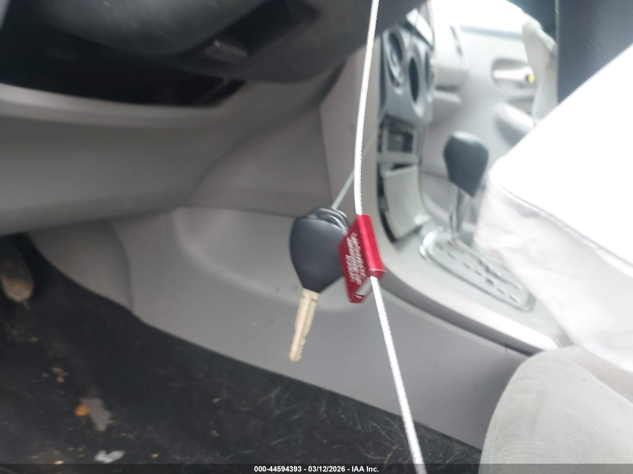 TOYOTA COROLLA image 11