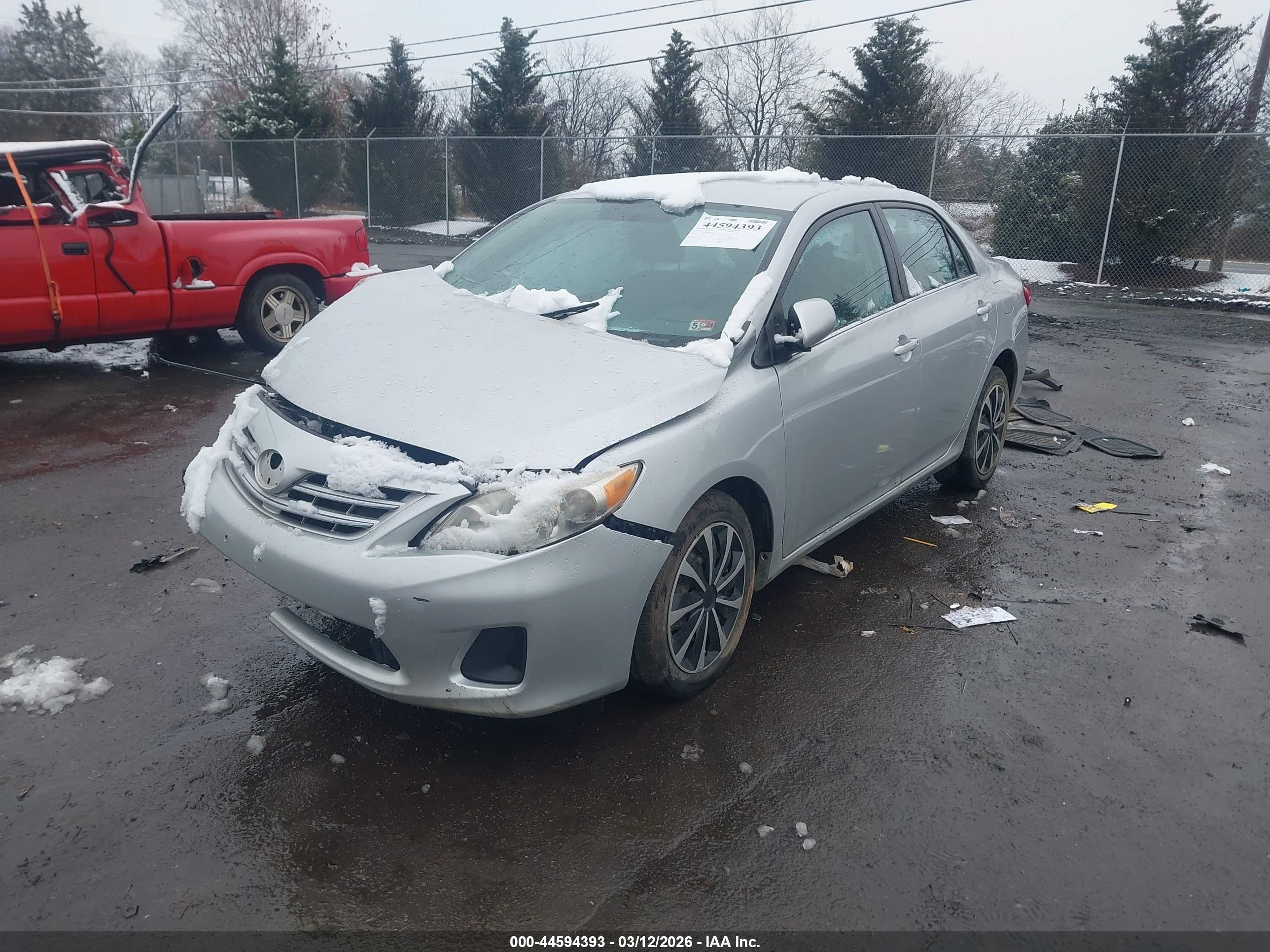 TOYOTA COROLLA image 2